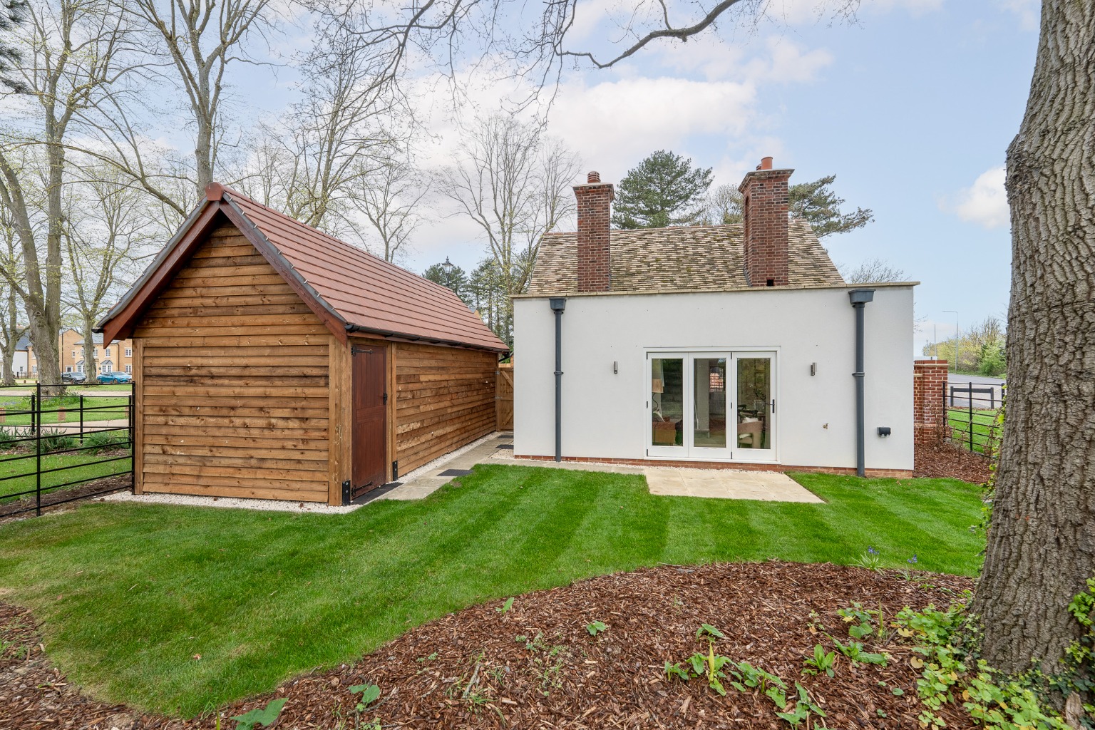 2 bed detached house for sale in Houghton Grange, Cambridgeshire  - Property Image 16