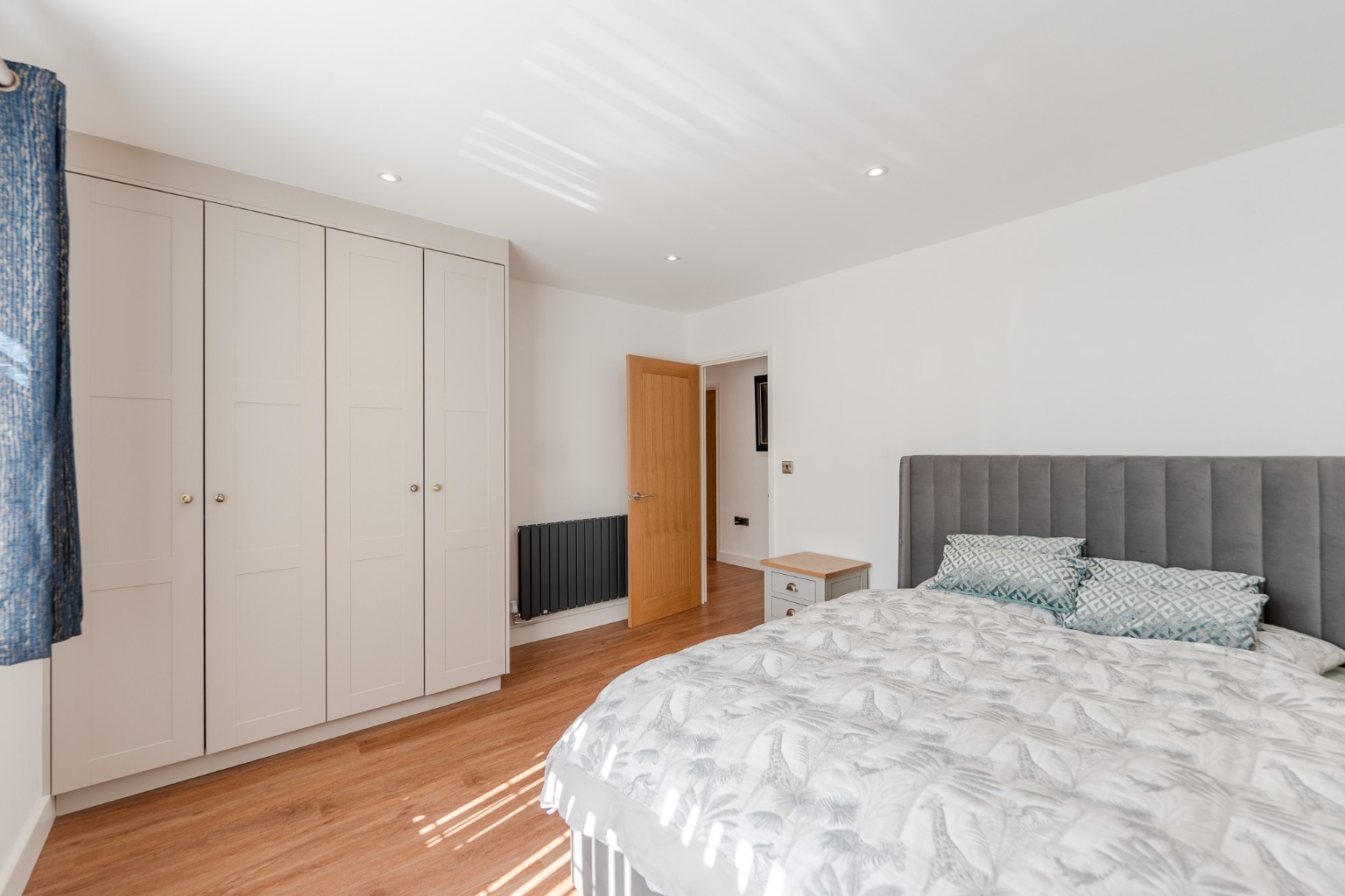 3 bed detached bungalow for sale in High Street, Cambridgeshire  - Property Image 12