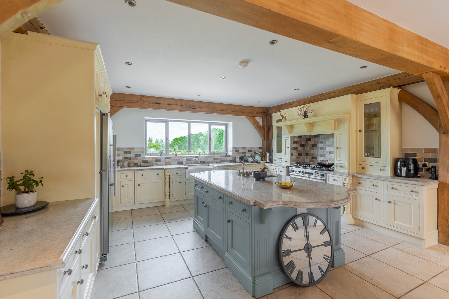 3 bed link detached house for sale in Fen Road, Huntingdon 8