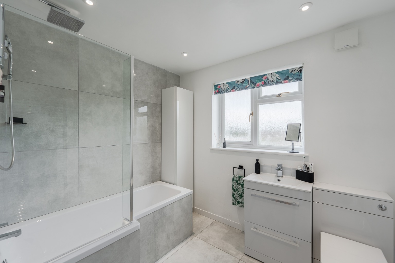 4 bed detached house for sale in London Road, Chatteris 14