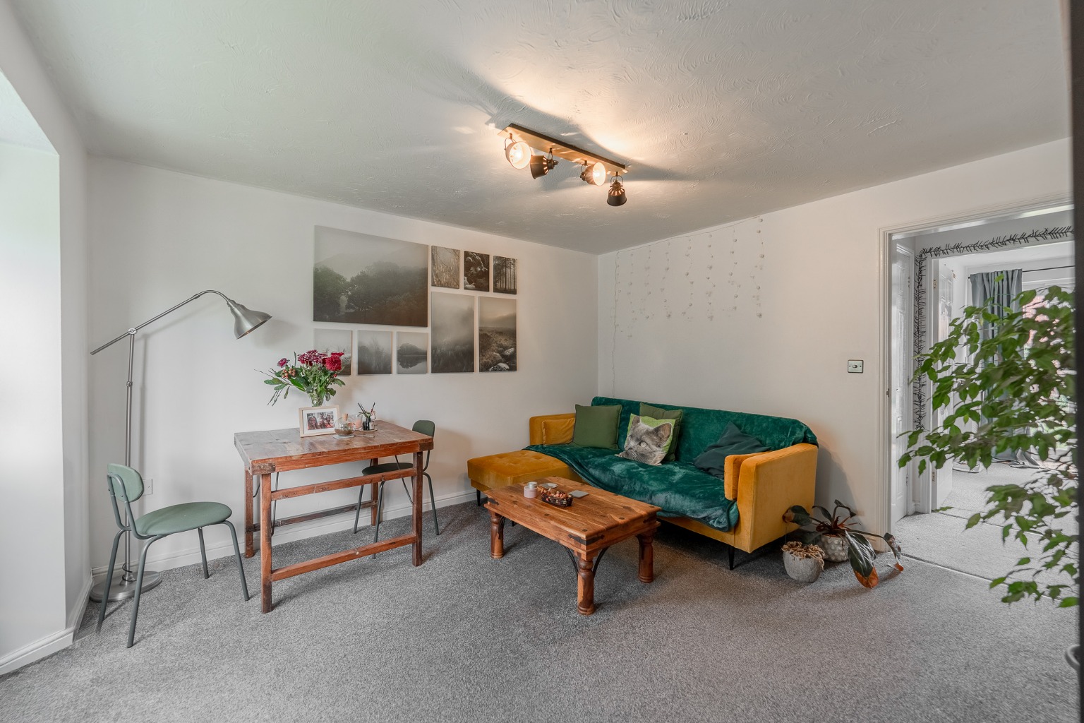 3 bed terraced house for sale in Cheere Way, Cambridgeshire  - Property Image 3