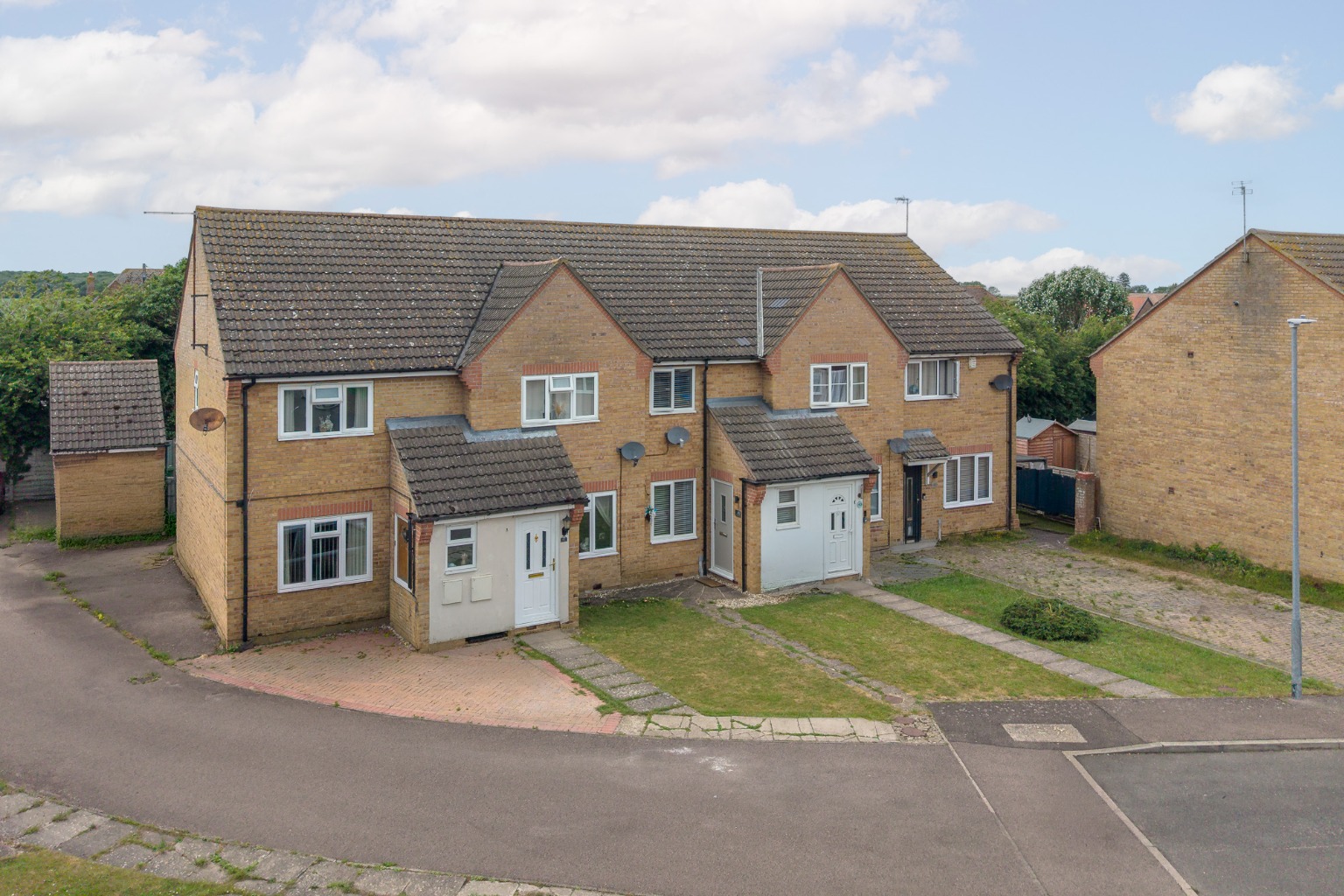 2 bed terraced house for sale in Orchard Close, Cambridgeshire  - Property Image 1