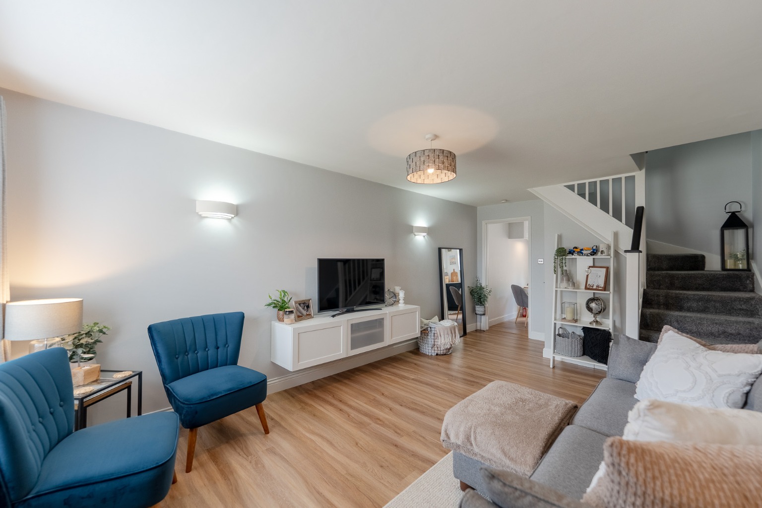 2 bed terraced house for sale in Orchard Close, Cambridgeshire  - Property Image 5