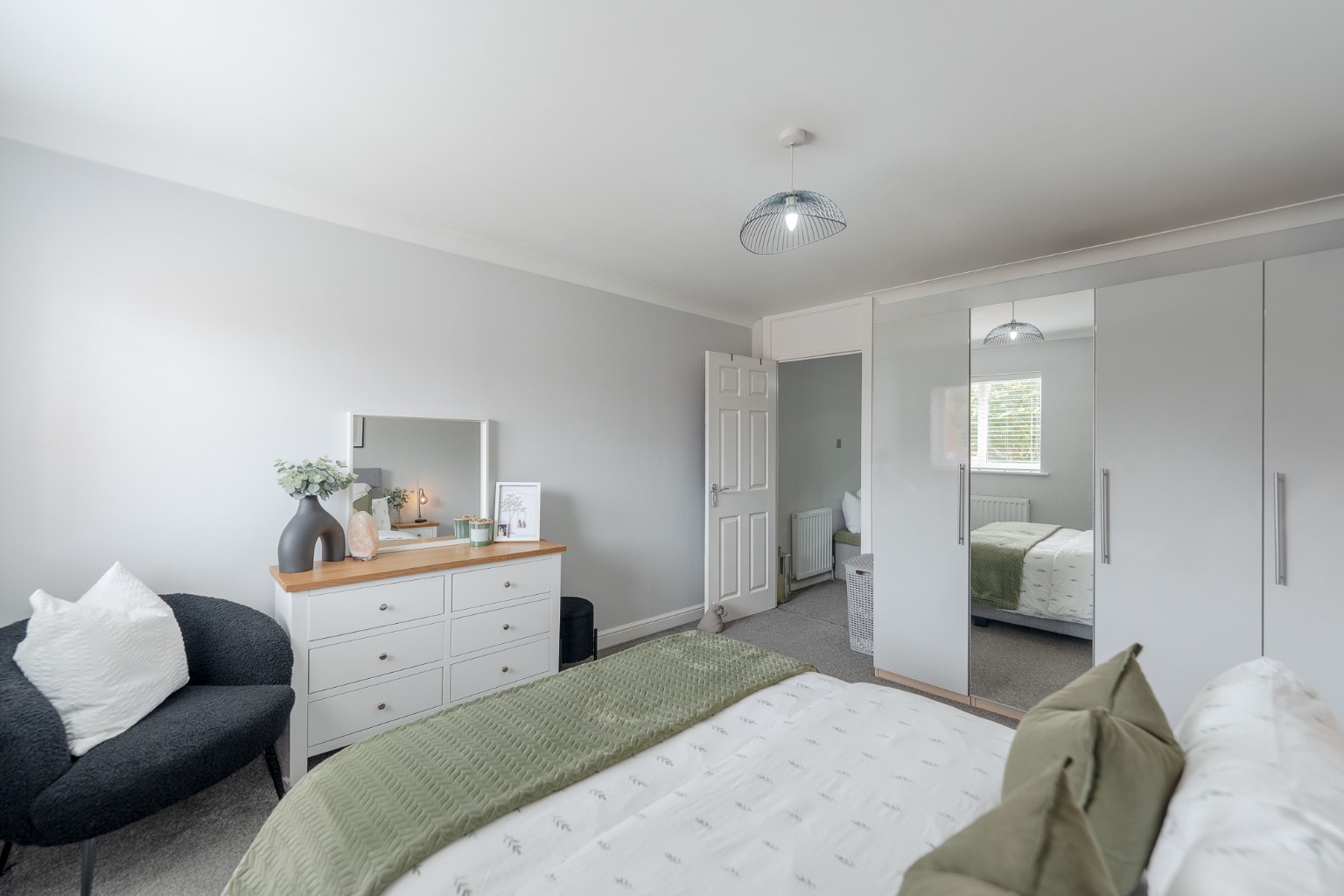 2 bed terraced house for sale in Orchard Close, Cambridgeshire  - Property Image 8