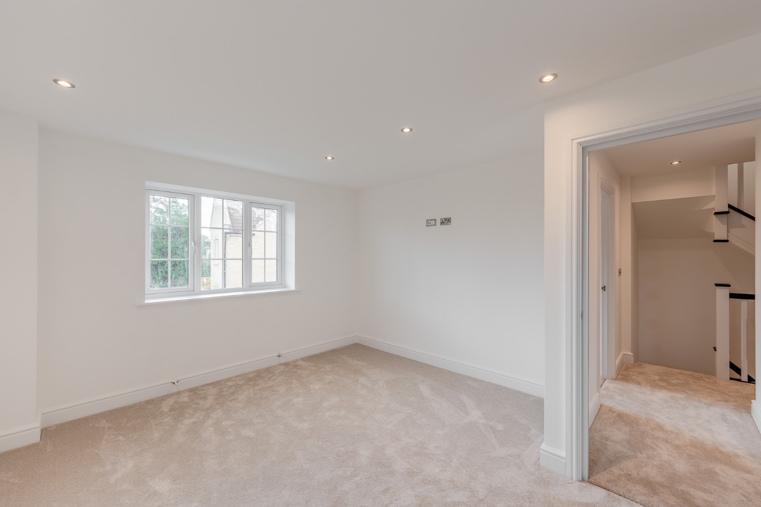 4 bed detached house for sale in Potton Road, Huntingdon 10