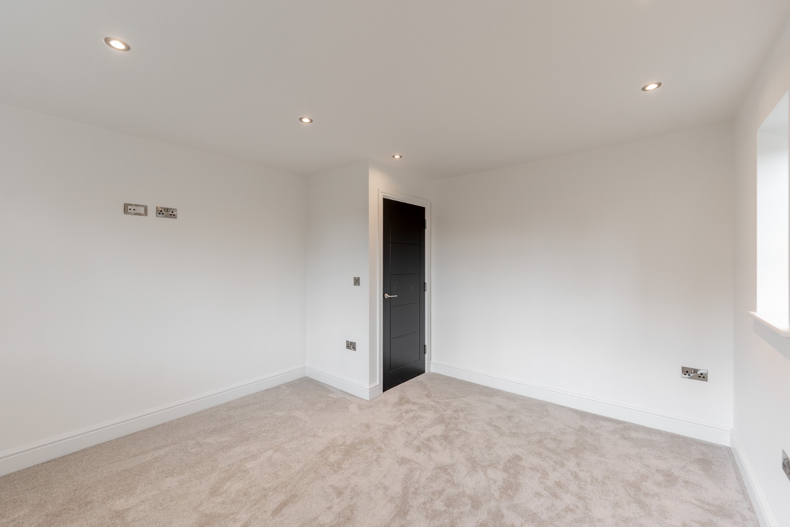 4 bed detached house for sale in Potton Road, Huntingdon 12