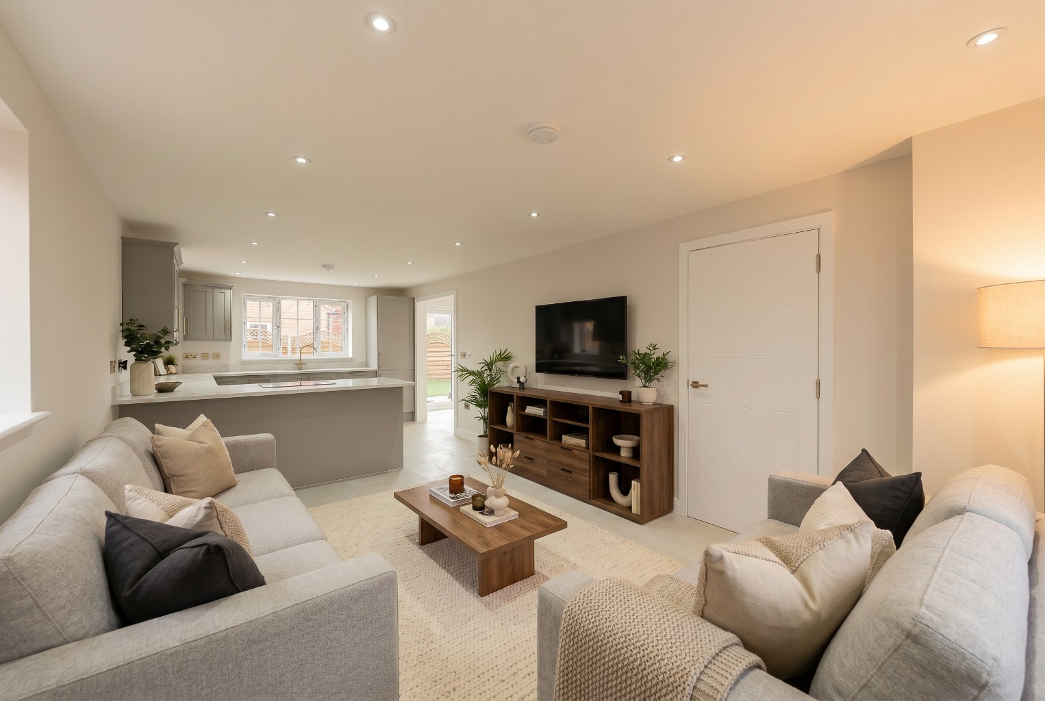 4 bed detached house for sale in Potton Road, Huntingdon  - Property Image 3