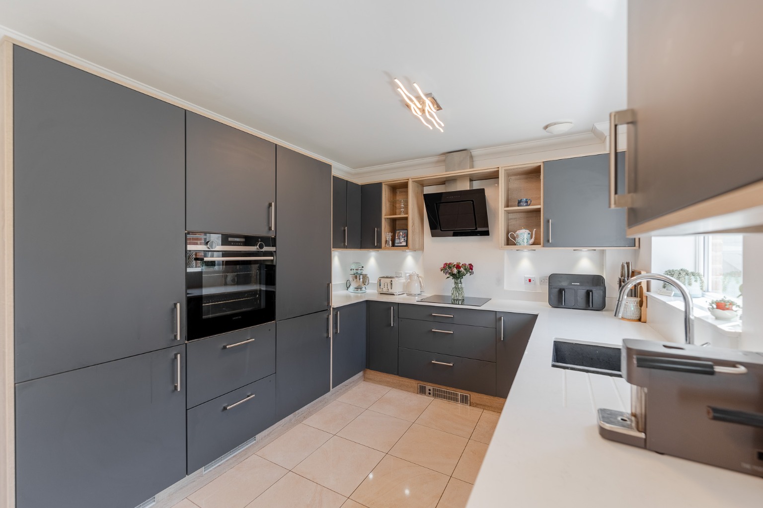 3 bed link detached house for sale in Pinner Lane, Cambridgeshire 1