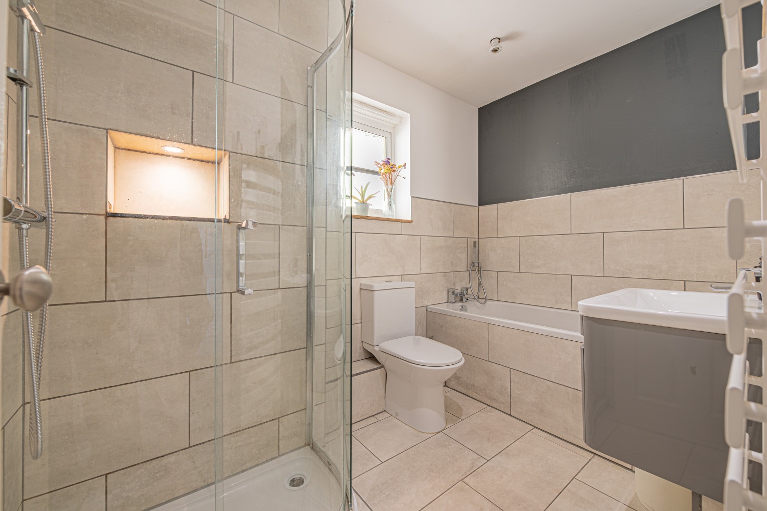 4 bed detached house for sale in Cressbrook Drive, Cambridgeshire 8