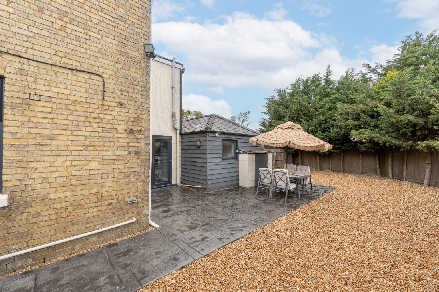 3 bed semi-detached house for sale in Earith Bridge, Huntingdon  - Property Image 16