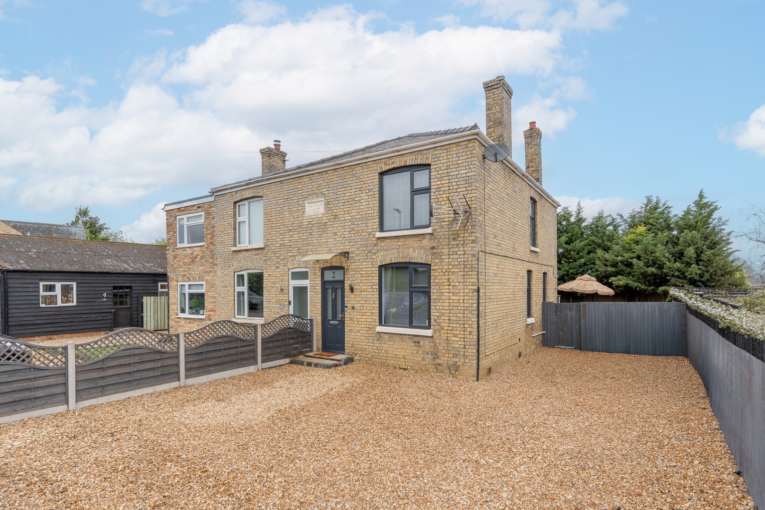 3 bed semi-detached house for sale in Earith Bridge, Huntingdon  - Property Image 1