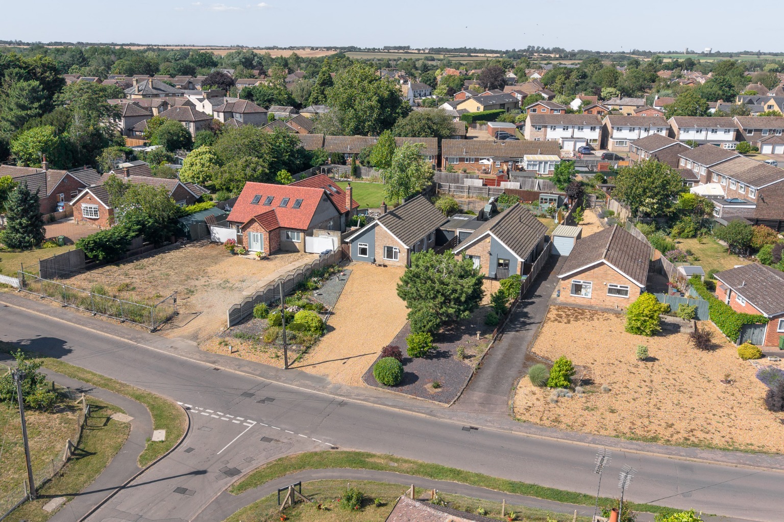 3 bed bungalow for sale in Overcote Lane, Cambridgeshire  - Property Image 15