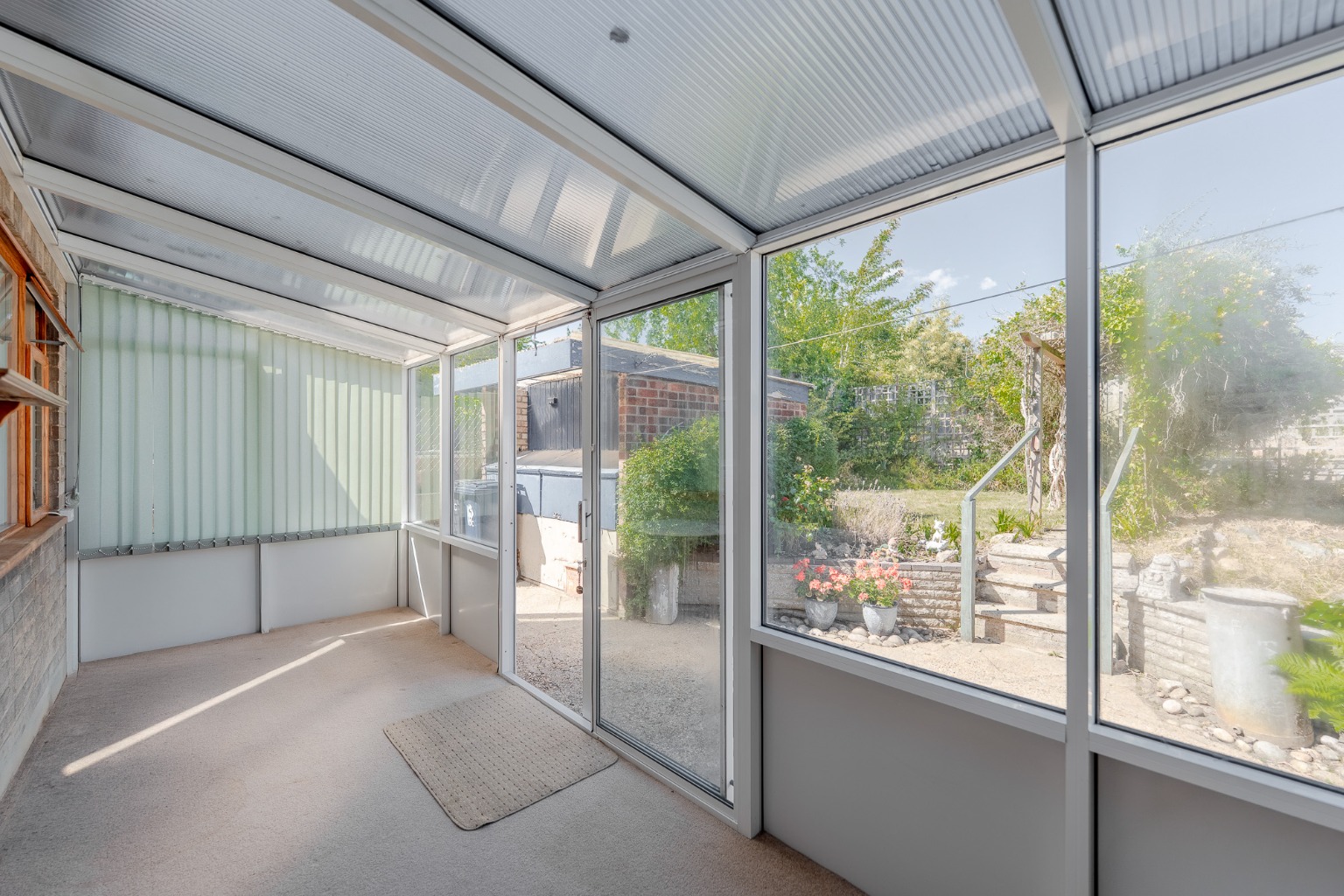 3 bed bungalow for sale in Overcote Lane, Cambridgeshire 7
