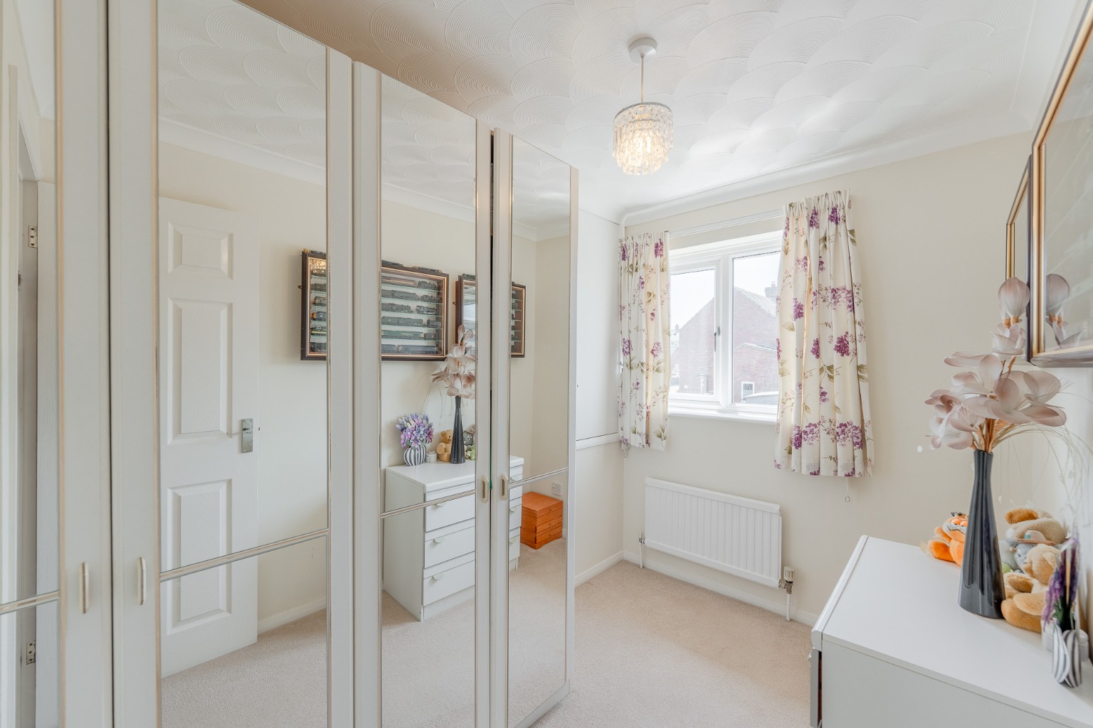 4 bed detached house for sale in Bergamont Close, Cambridgeshire  - Property Image 18