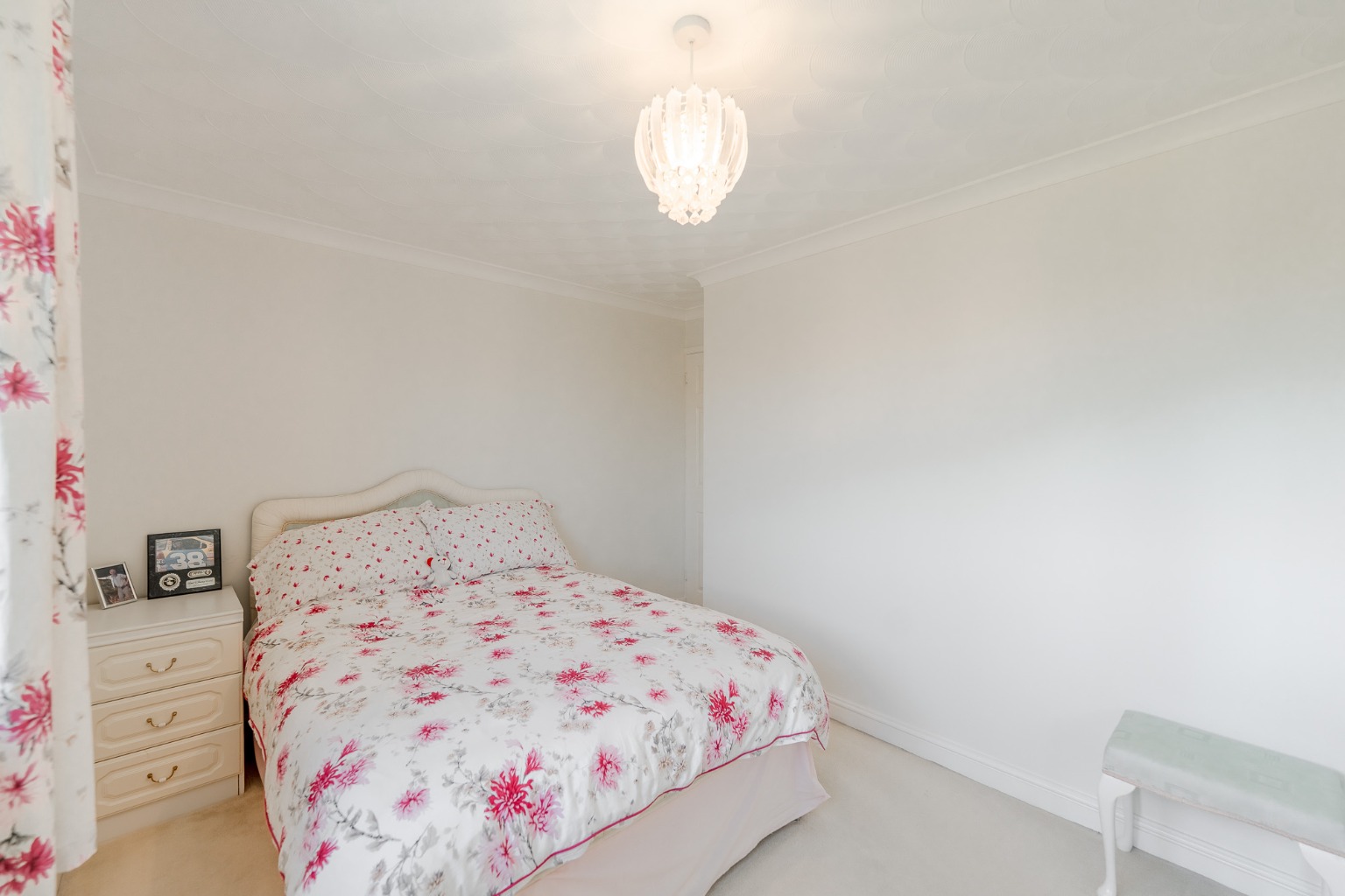4 bed detached house for sale in Bergamont Close, Cambridgeshire  - Property Image 15