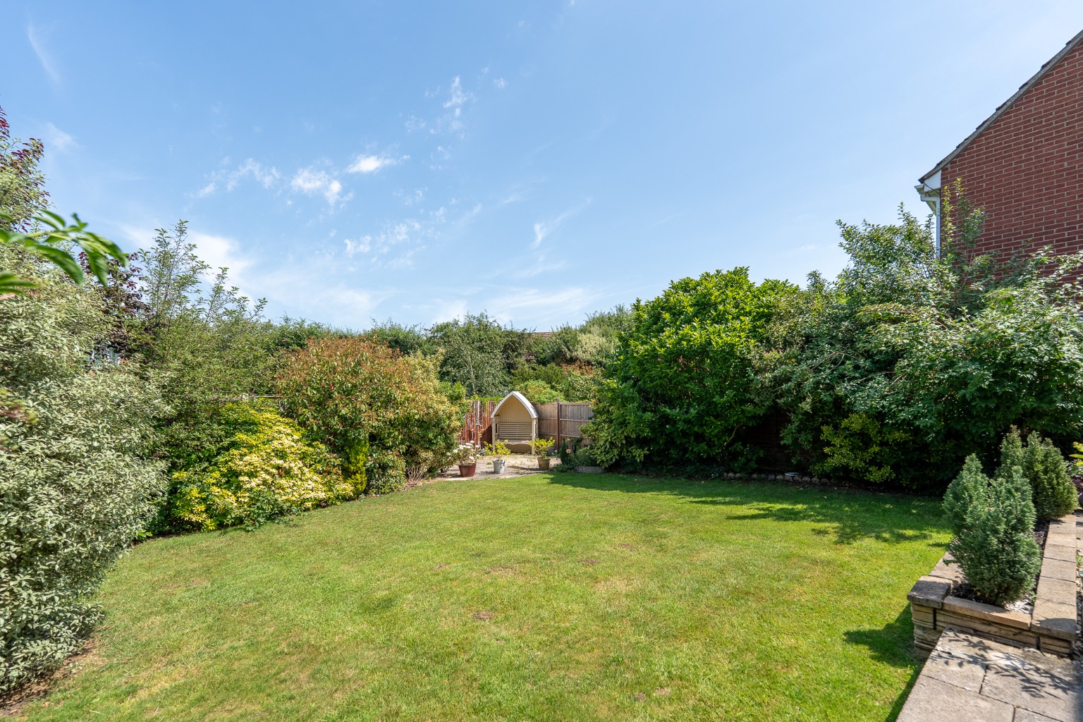 4 bed detached house for sale in Bergamont Close, Cambridgeshire 3