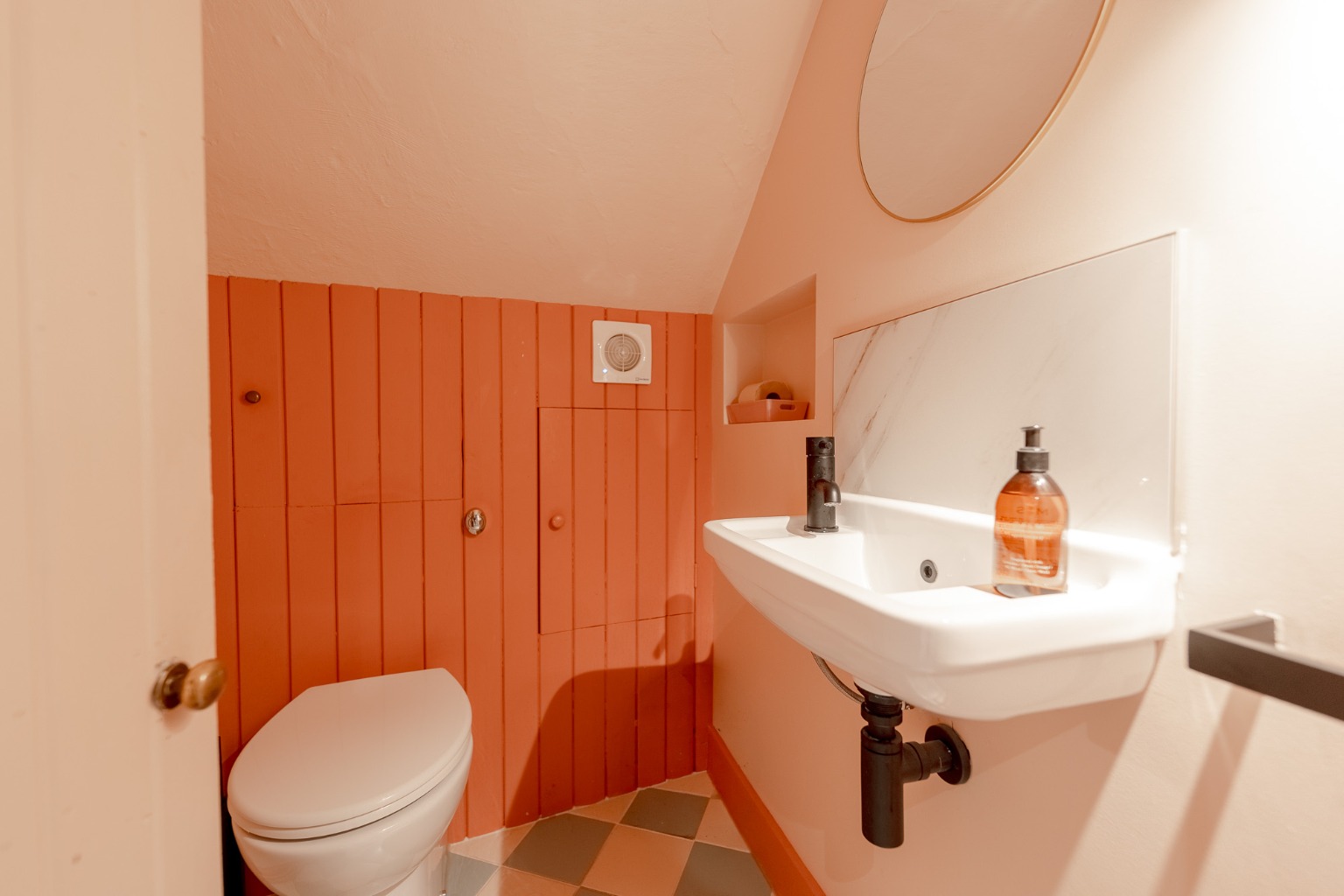 3 bed cottage for sale in High Street, Huntingdon 18
