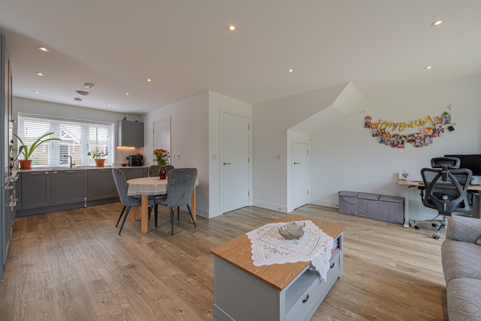 2 bed semi-detached house for sale in Howells Way, Cambridgeshire  - Property Image 7