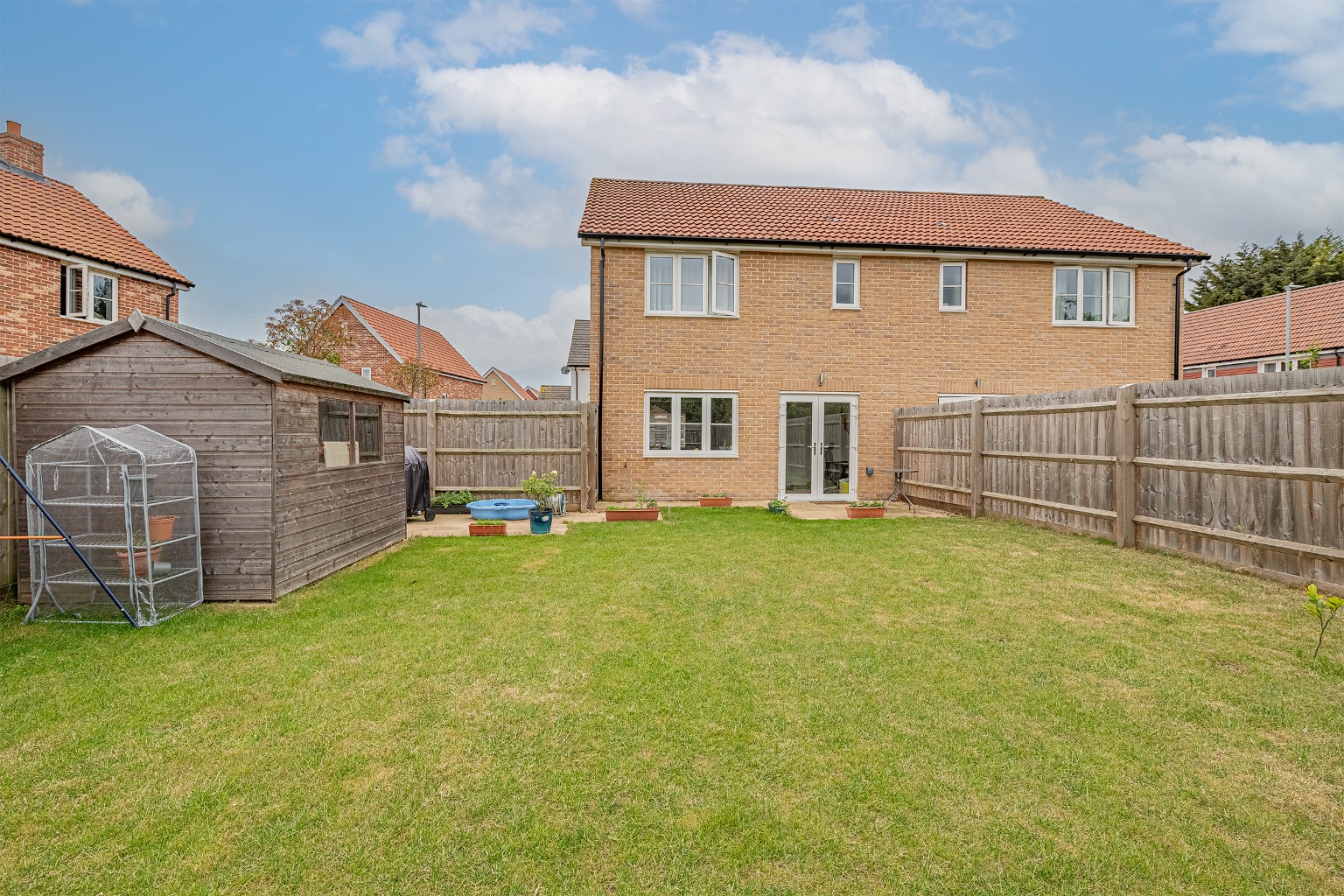 2 bed semi-detached house for sale in Howells Way, Cambridgeshire  - Property Image 4