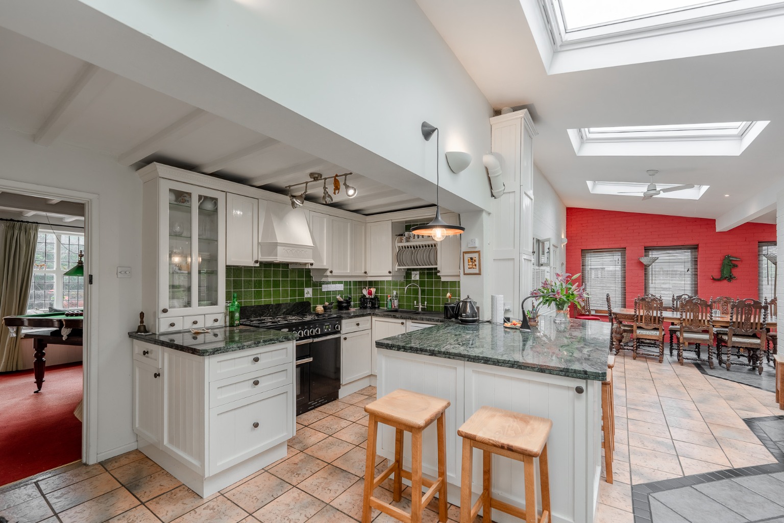 5 bed detached house for sale in High Street, Cambridgeshire  - Property Image 3