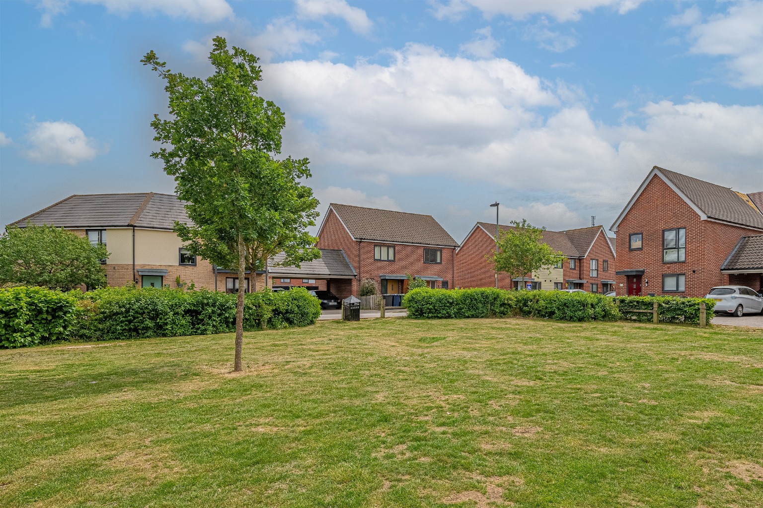 2 bed semi-detached house for sale in Otter Road, Cambridgeshire  - Property Image 2