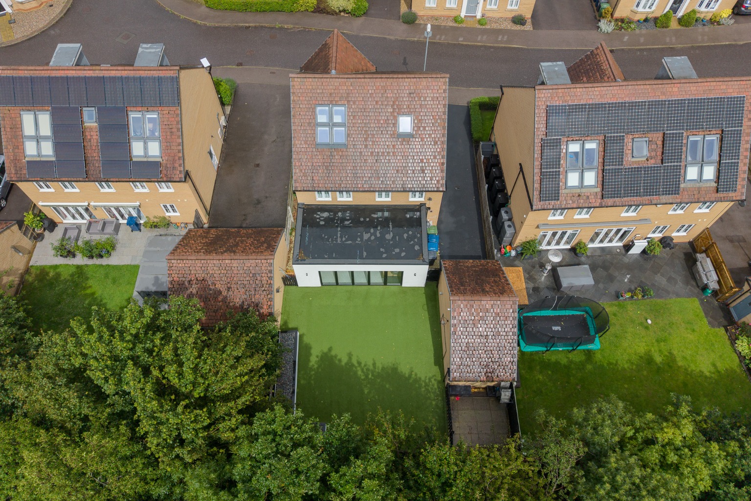5 bed detached house for sale in Trinity Way, Cambridgeshire  - Property Image 23
