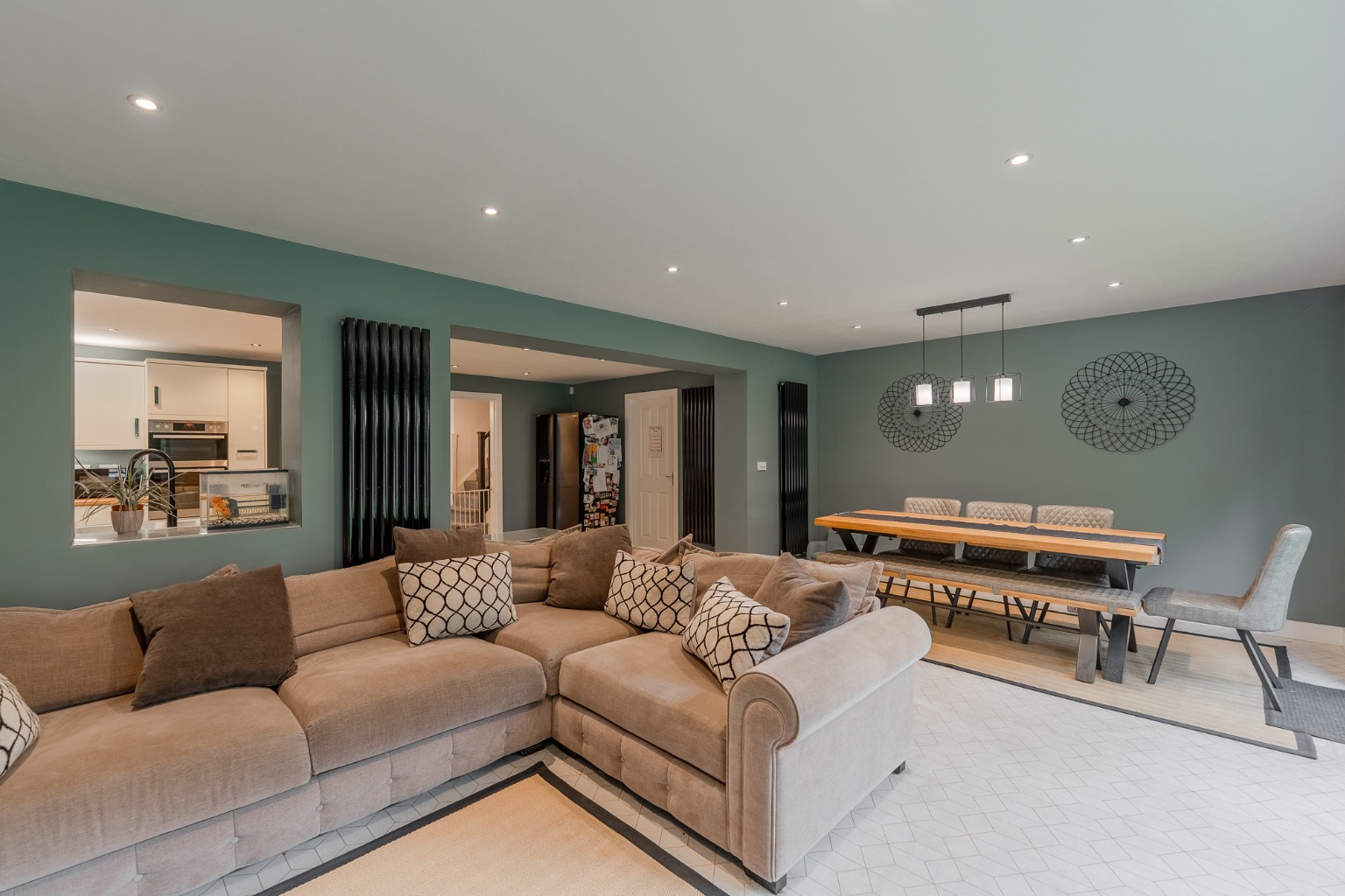 5 bed detached house for sale in Trinity Way, Cambridgeshire  - Property Image 10