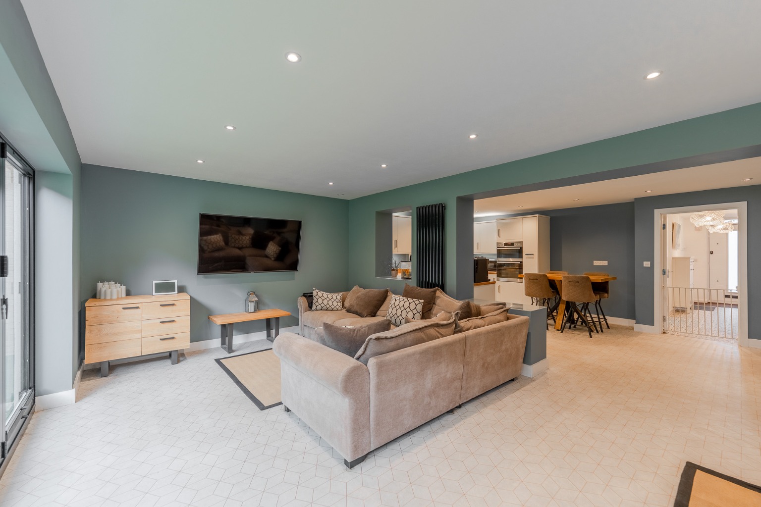 5 bed detached house for sale in Trinity Way, Cambridgeshire 8