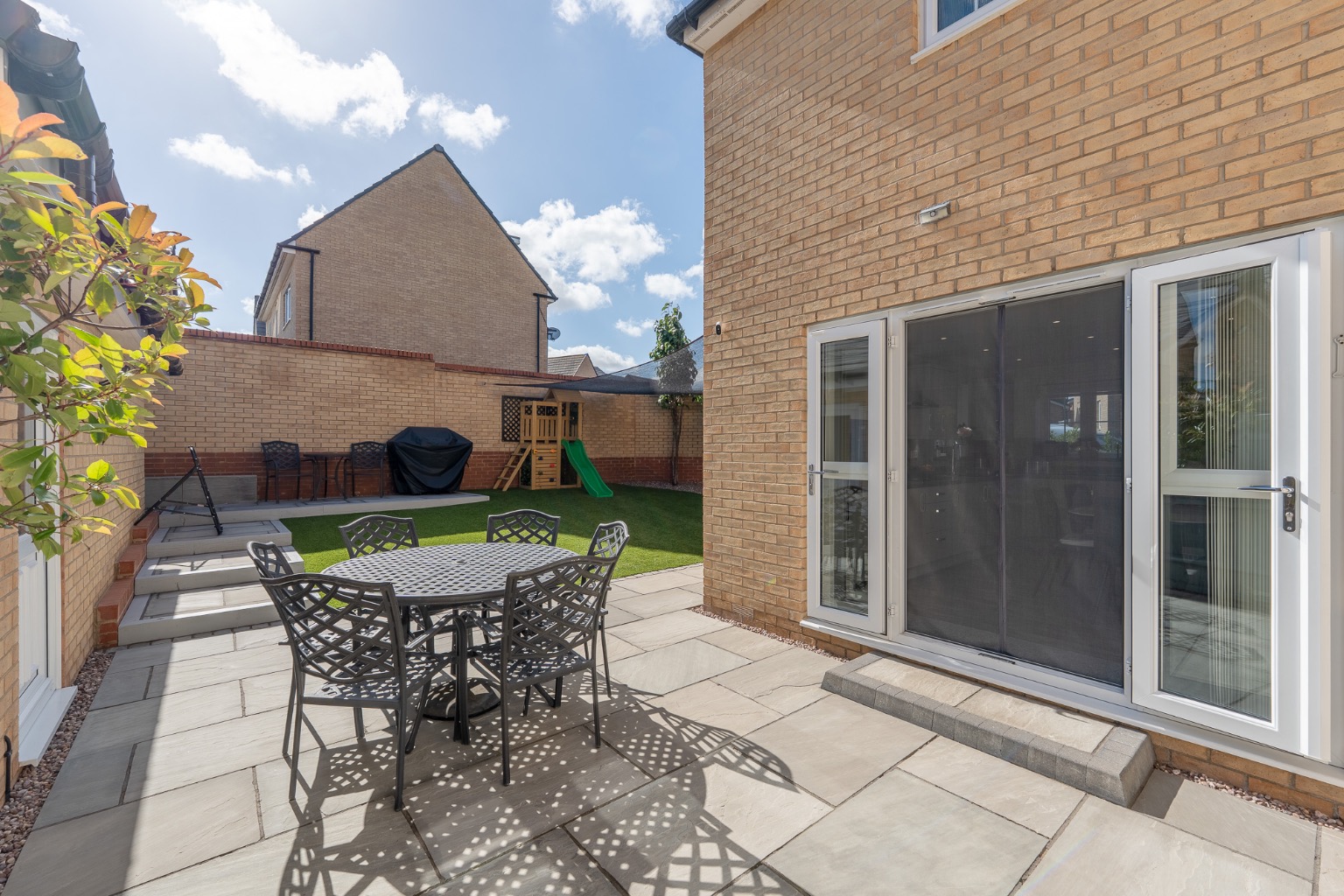 4 bed detached house for sale in Innkeeper Way, Huntingdon 18