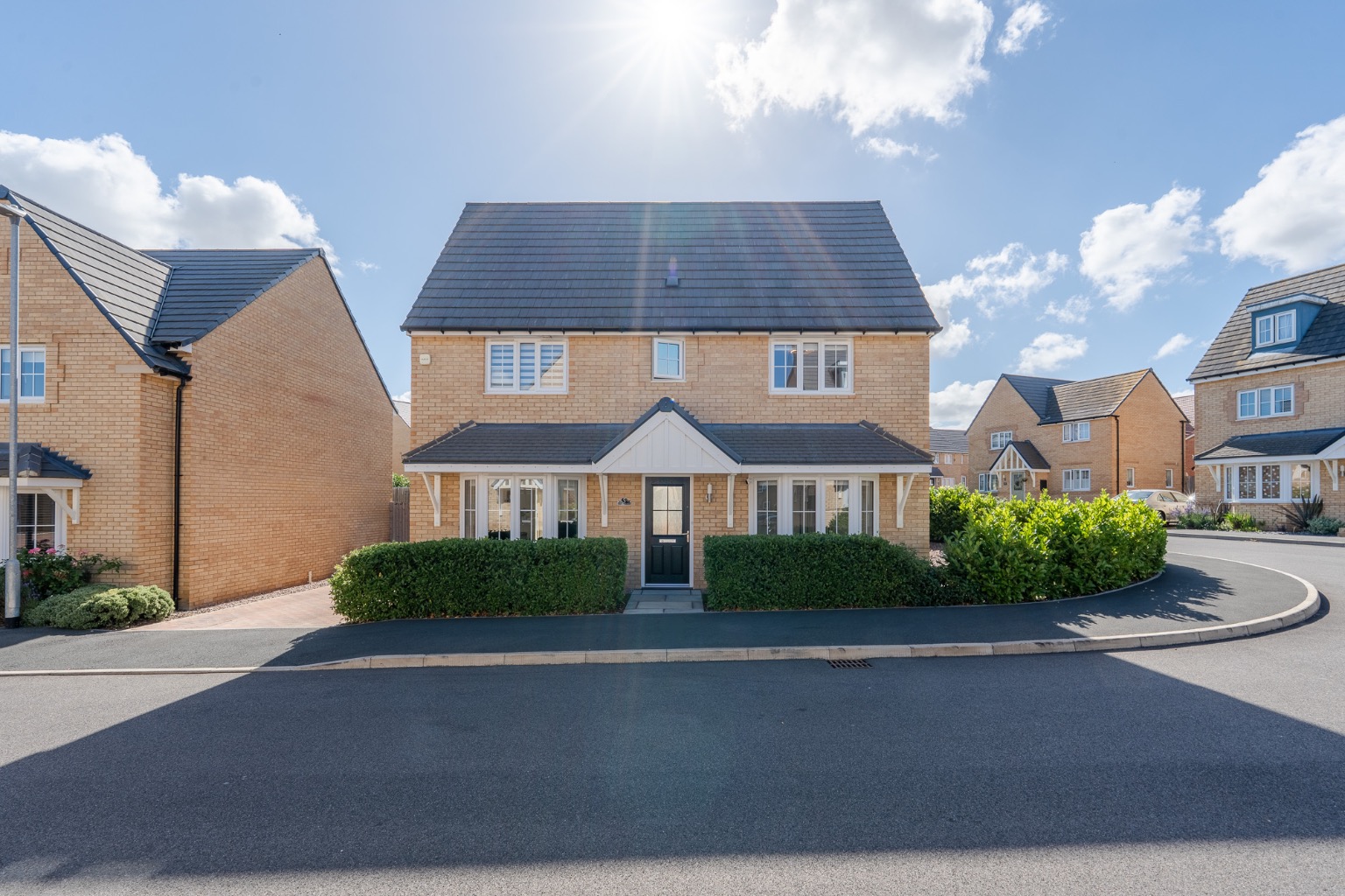 4 bed detached house for sale in Innkeeper Way, Huntingdon, PE29