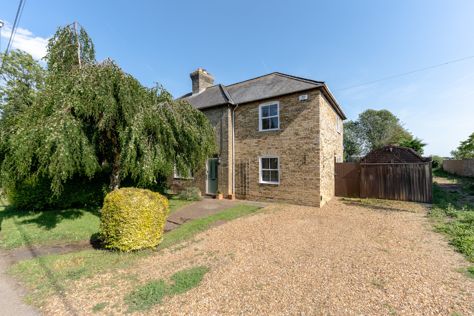 5 bed semi-detached house for sale in East Street, Huntingdon  - Property Image 1