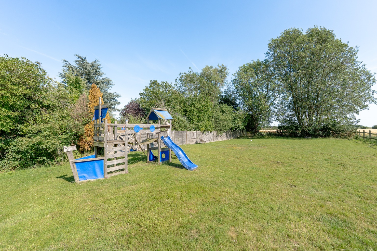 5 bed semi-detached house for sale in East Street, Huntingdon  - Property Image 24