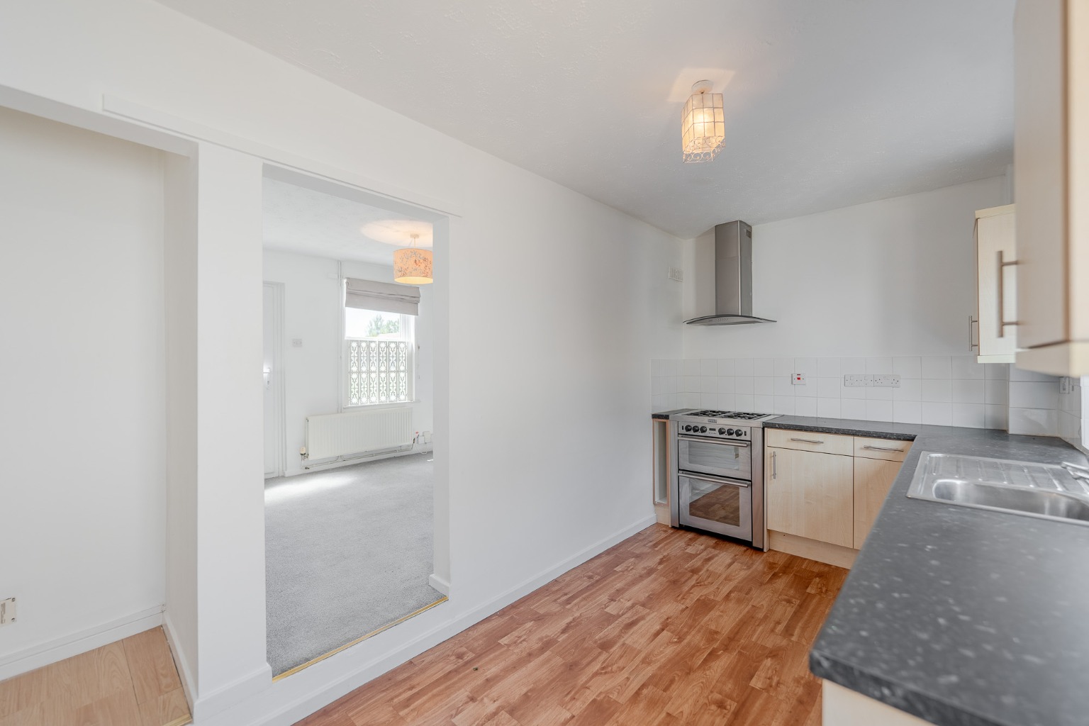 2 bed end of terrace house for sale in Oxford Road, St Ives 4