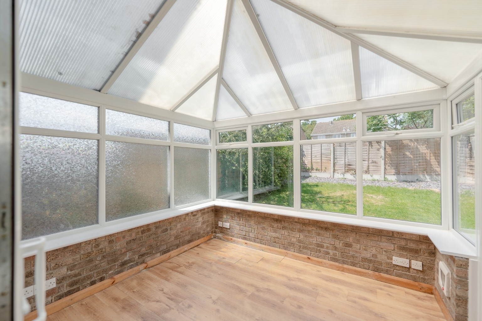 3 bed semi-detached house for sale in Bittern Close, St Ives  - Property Image 8