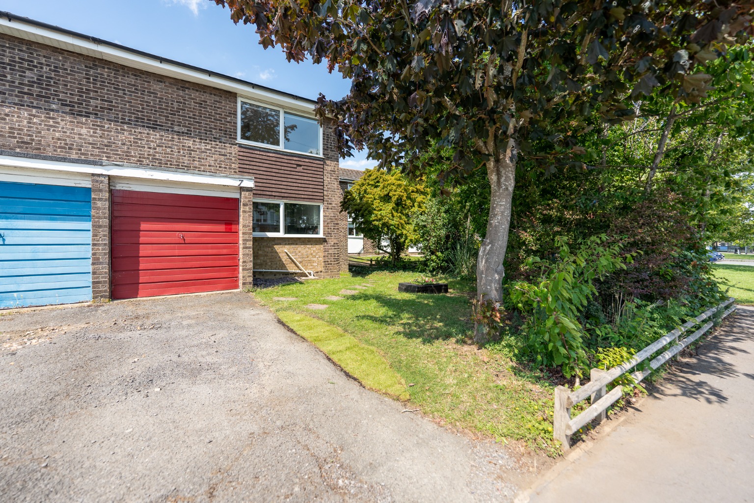 3 bed semi-detached house for sale in Bittern Close, St Ives - Property Image 1