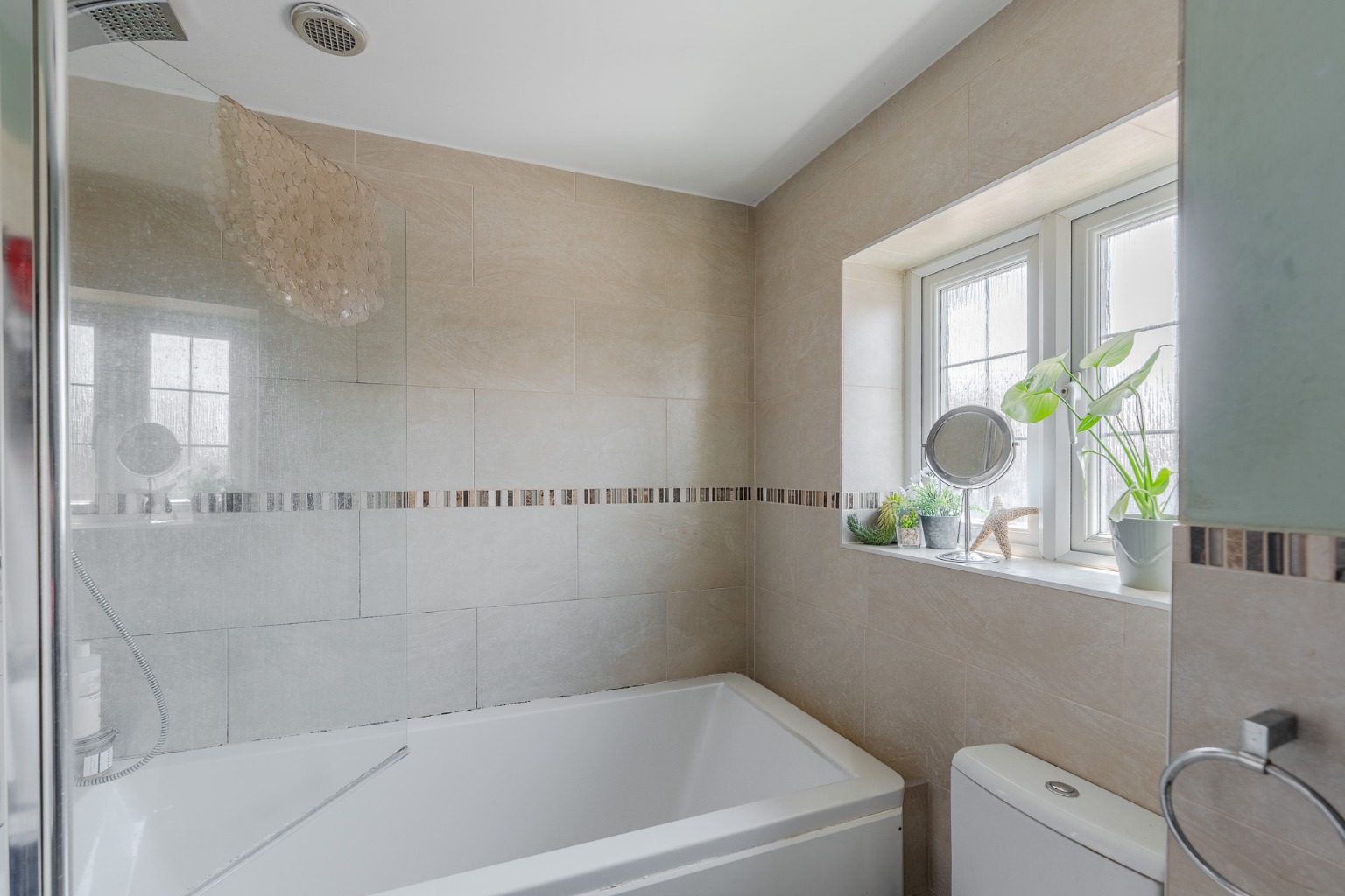 4 bed detached house for sale in Vermuyden Way, Cambridgeshire  - Property Image 13