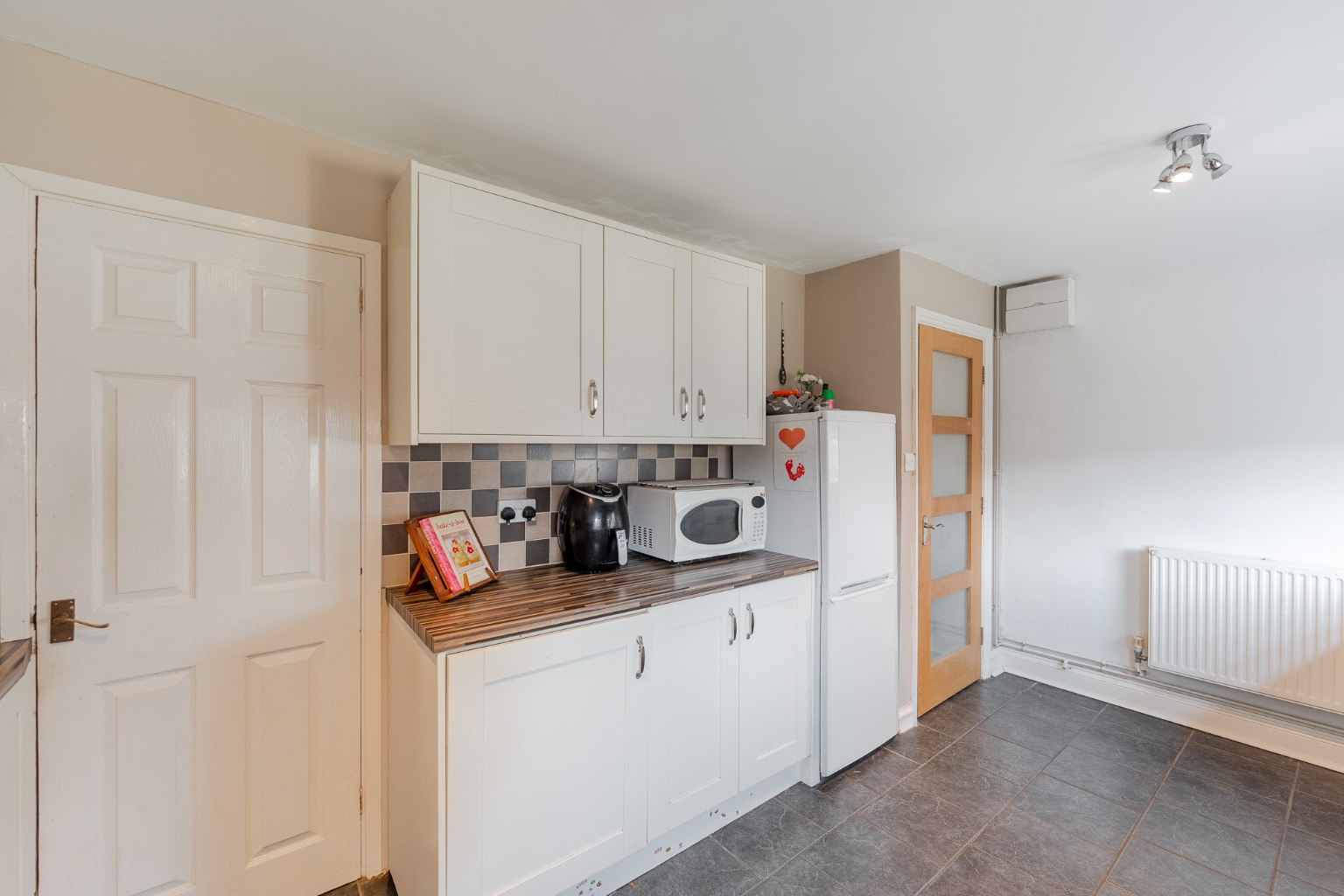 3 bed semi-detached house for sale in Papyrus Way, Cambridgeshire  - Property Image 8