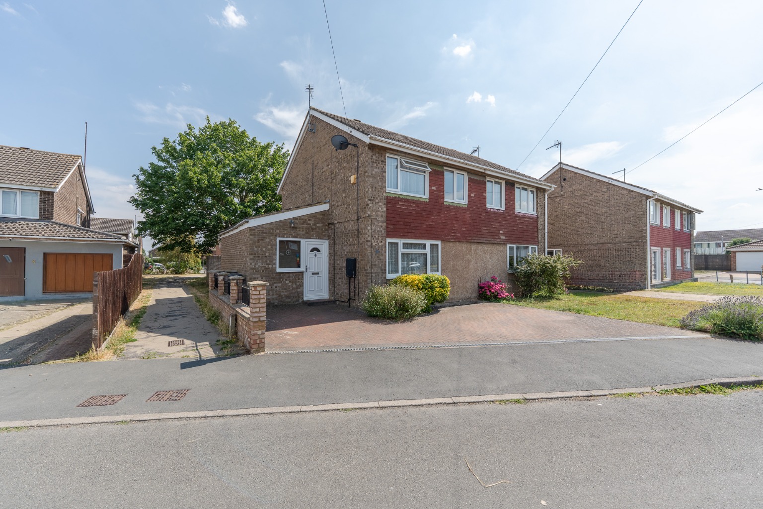 3 bed semi-detached house for sale in Papyrus Way, Cambridgeshire  - Property Image 1
