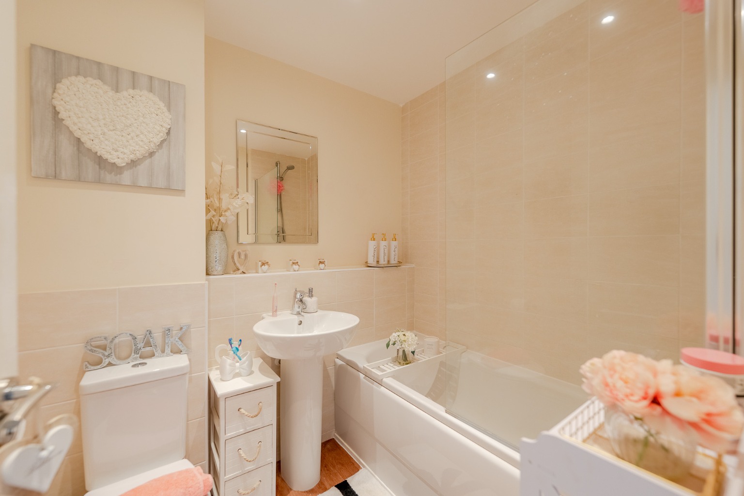 2 bed terraced house for sale in Parker Crescent, Cambridgeshire  - Property Image 9