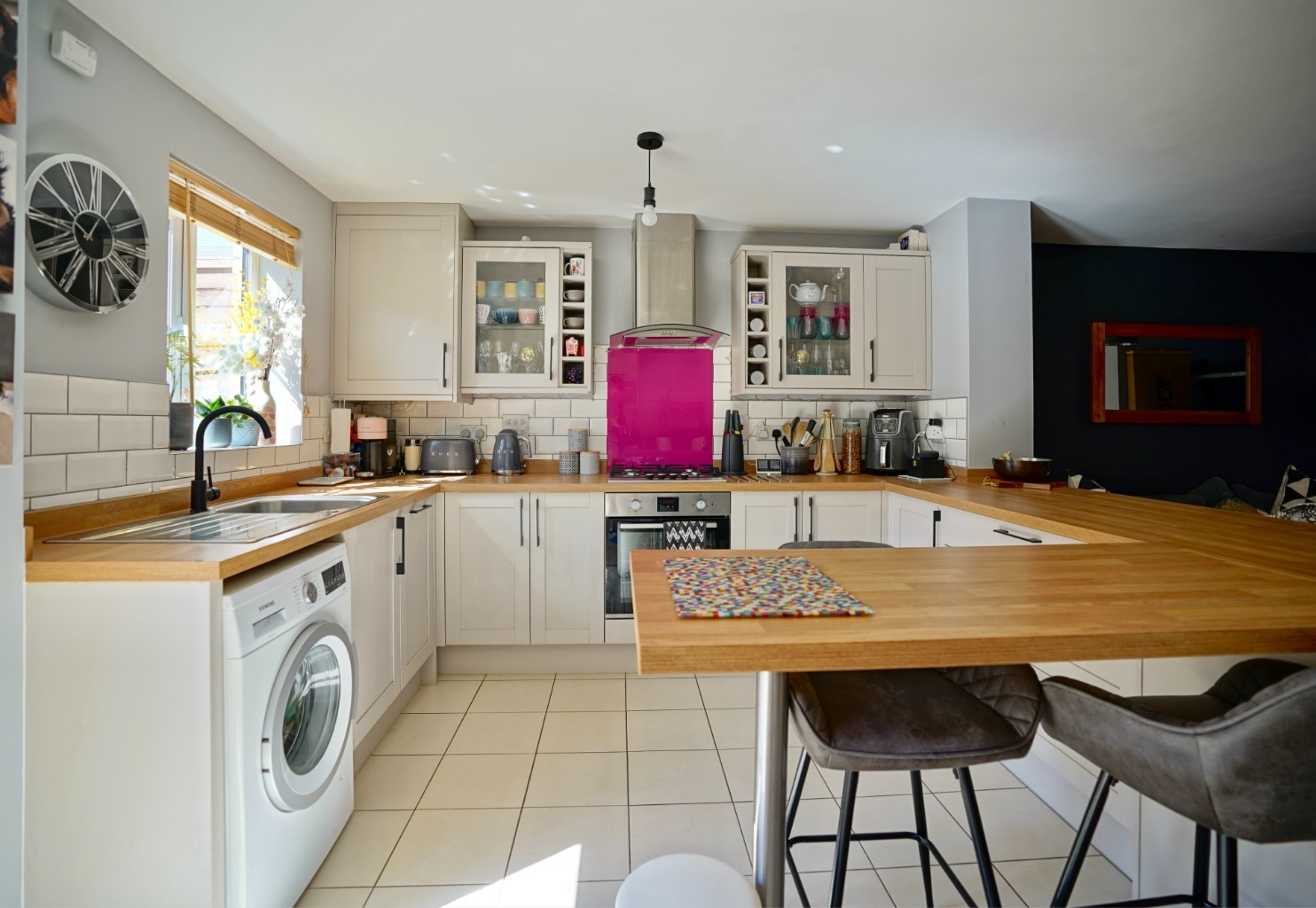 3 bed terraced house for sale in St John's Lane, Cambridge  - Property Image 2
