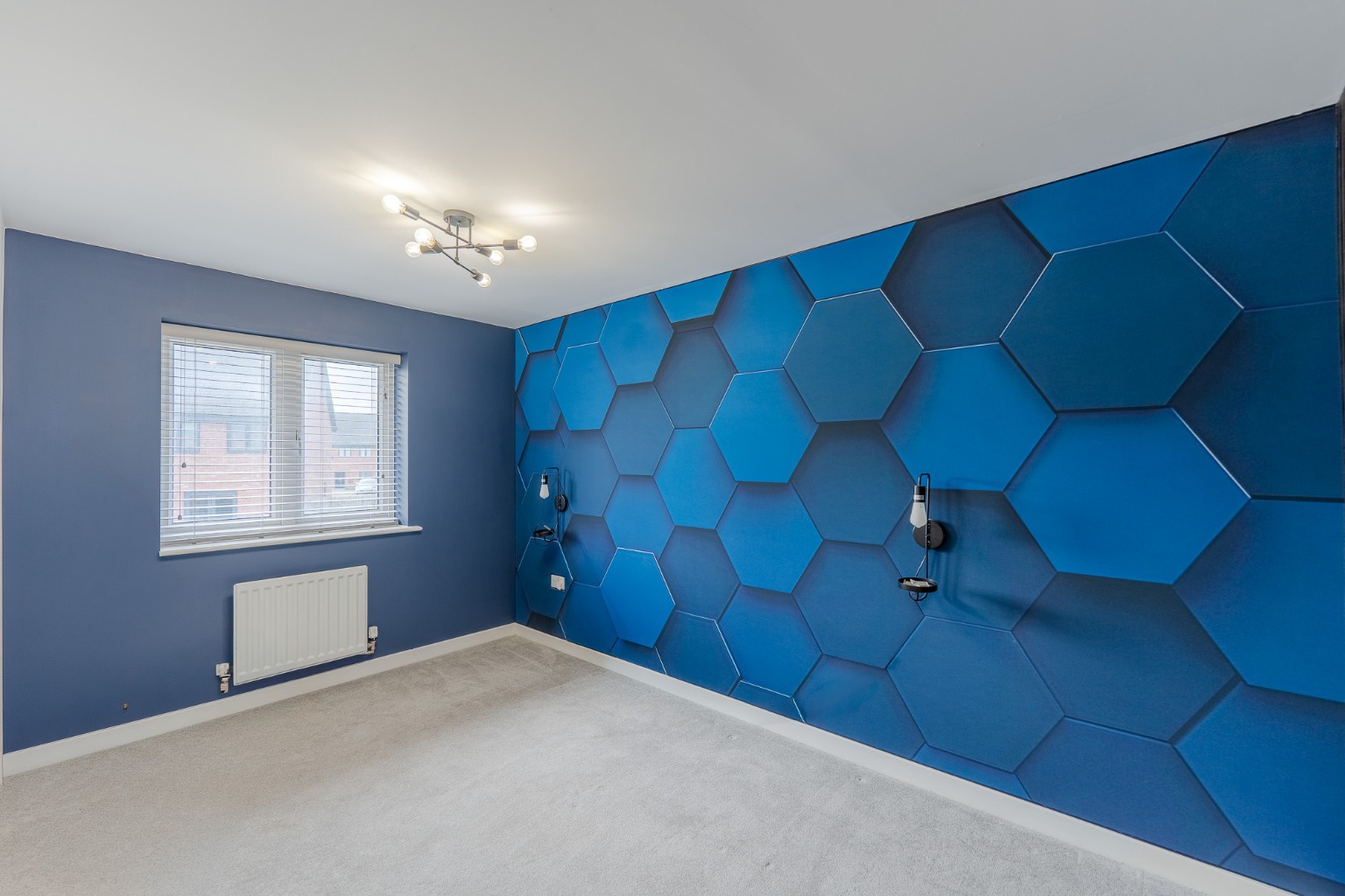 3 bed terraced house for sale in Heathcote Crescent, Cambridgeshire  - Property Image 8