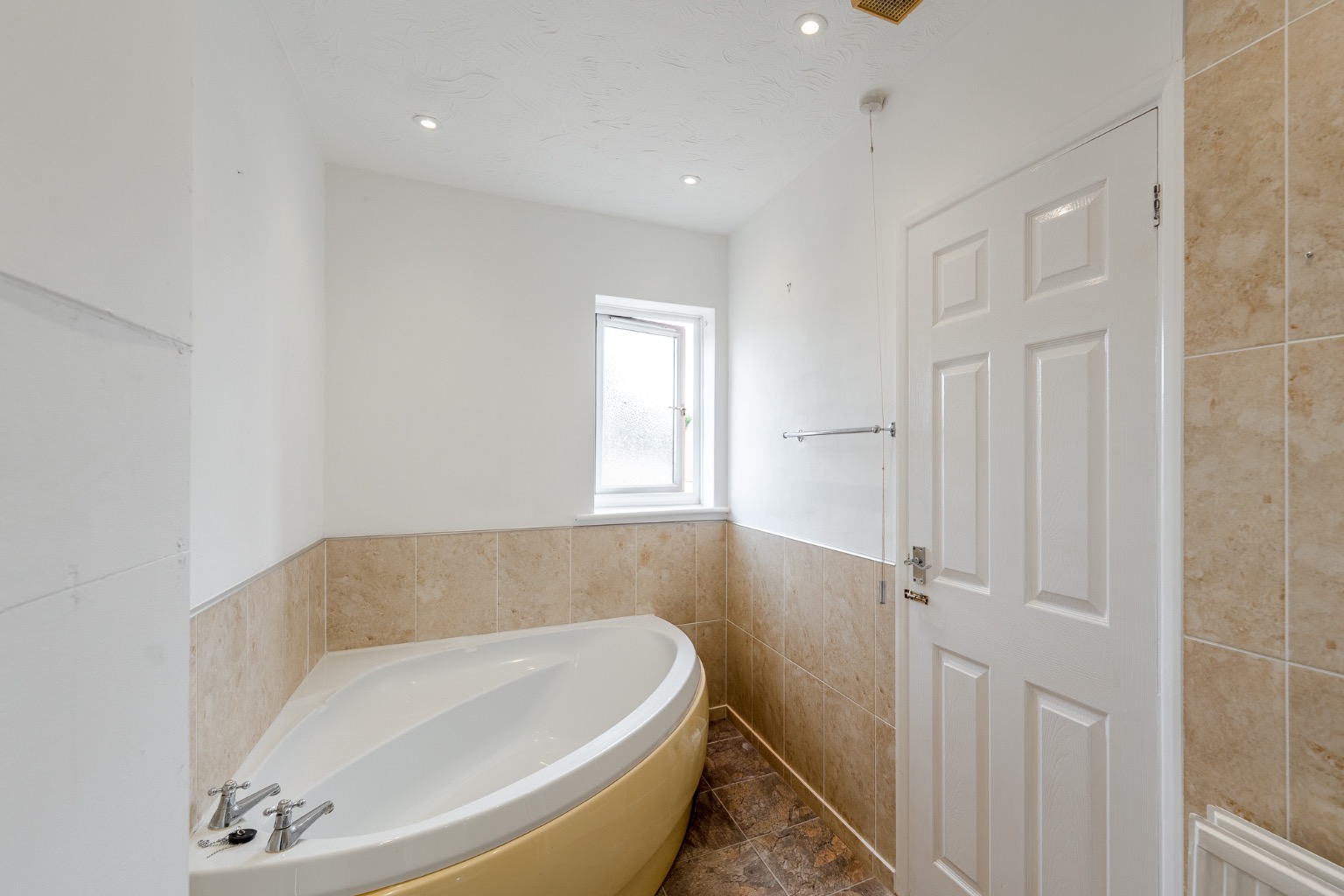4 bed detached house for sale in Highfield Avenue, Cambridgeshire  - Property Image 17
