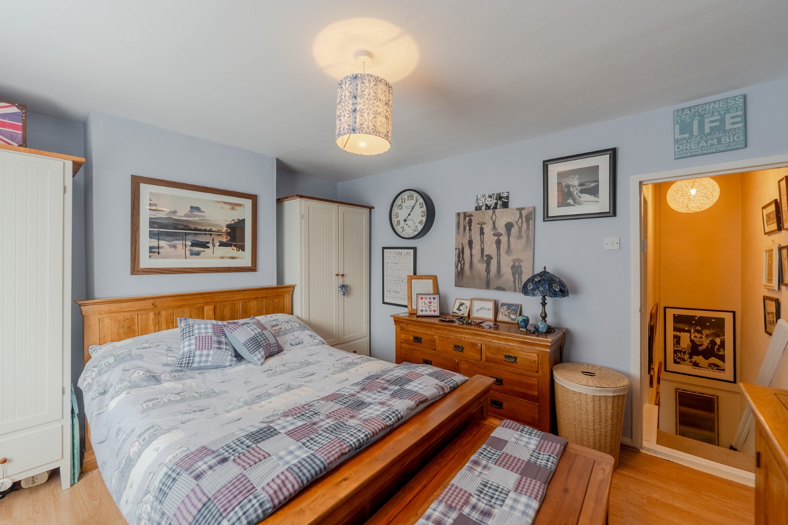 2 bed terraced house for sale in Cambridge Road, Cambridgeshire  - Property Image 9