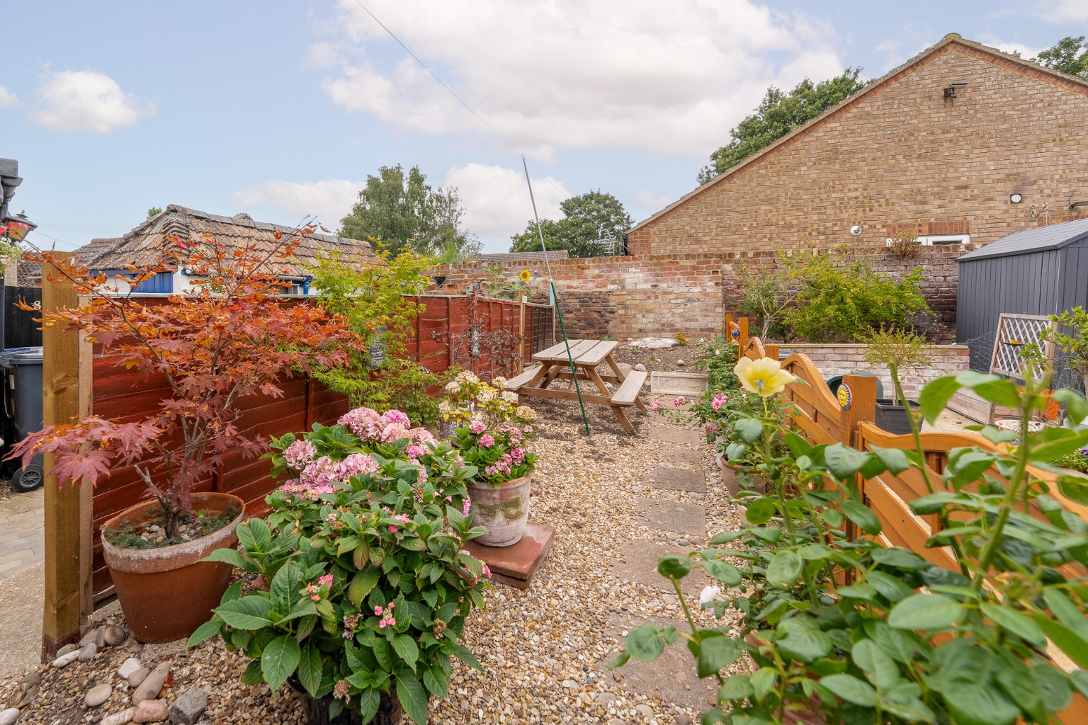 2 bed terraced house for sale in Cambridge Road, Cambridgeshire 10