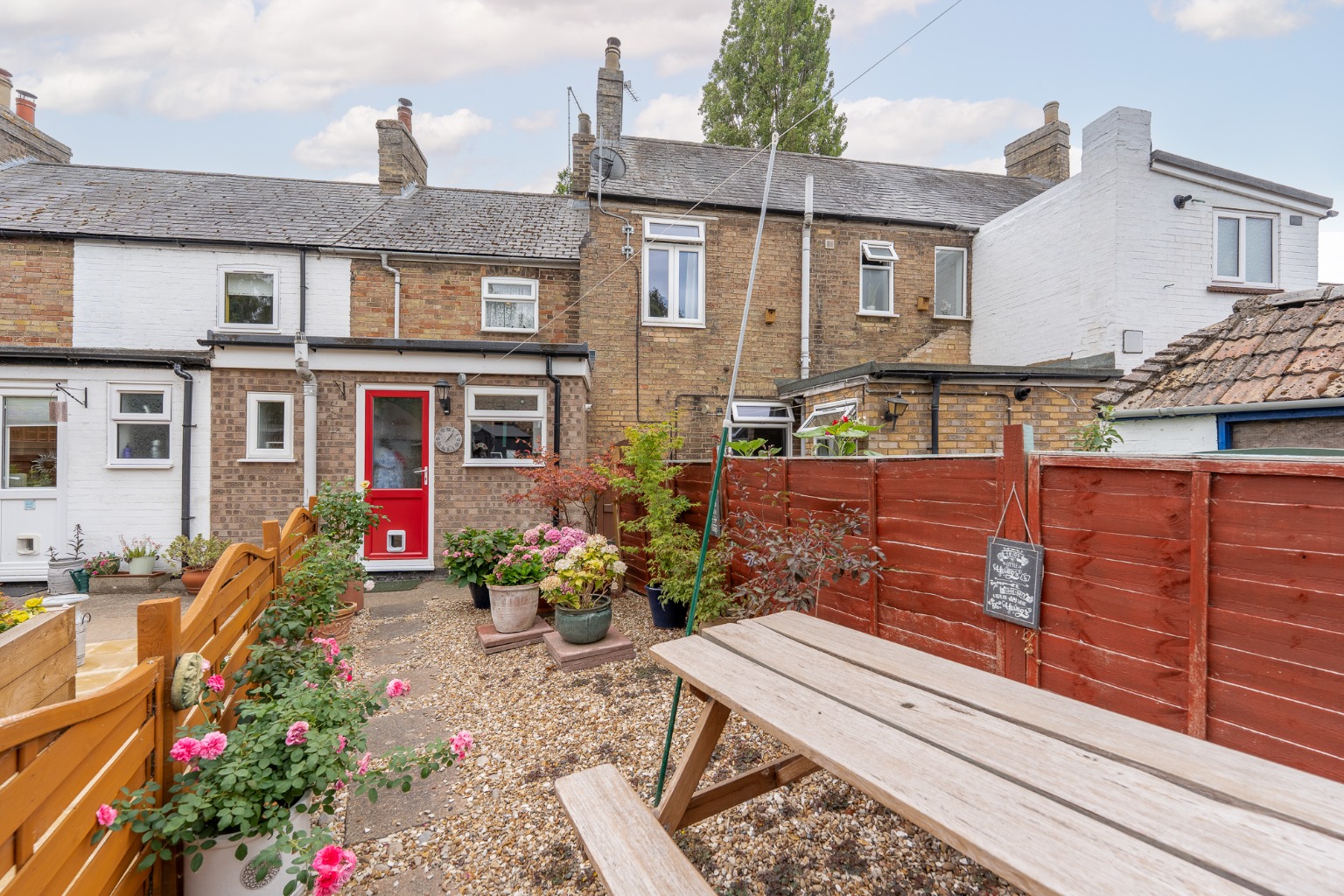 2 bed terraced house for sale in Cambridge Road, Cambridgeshire 11