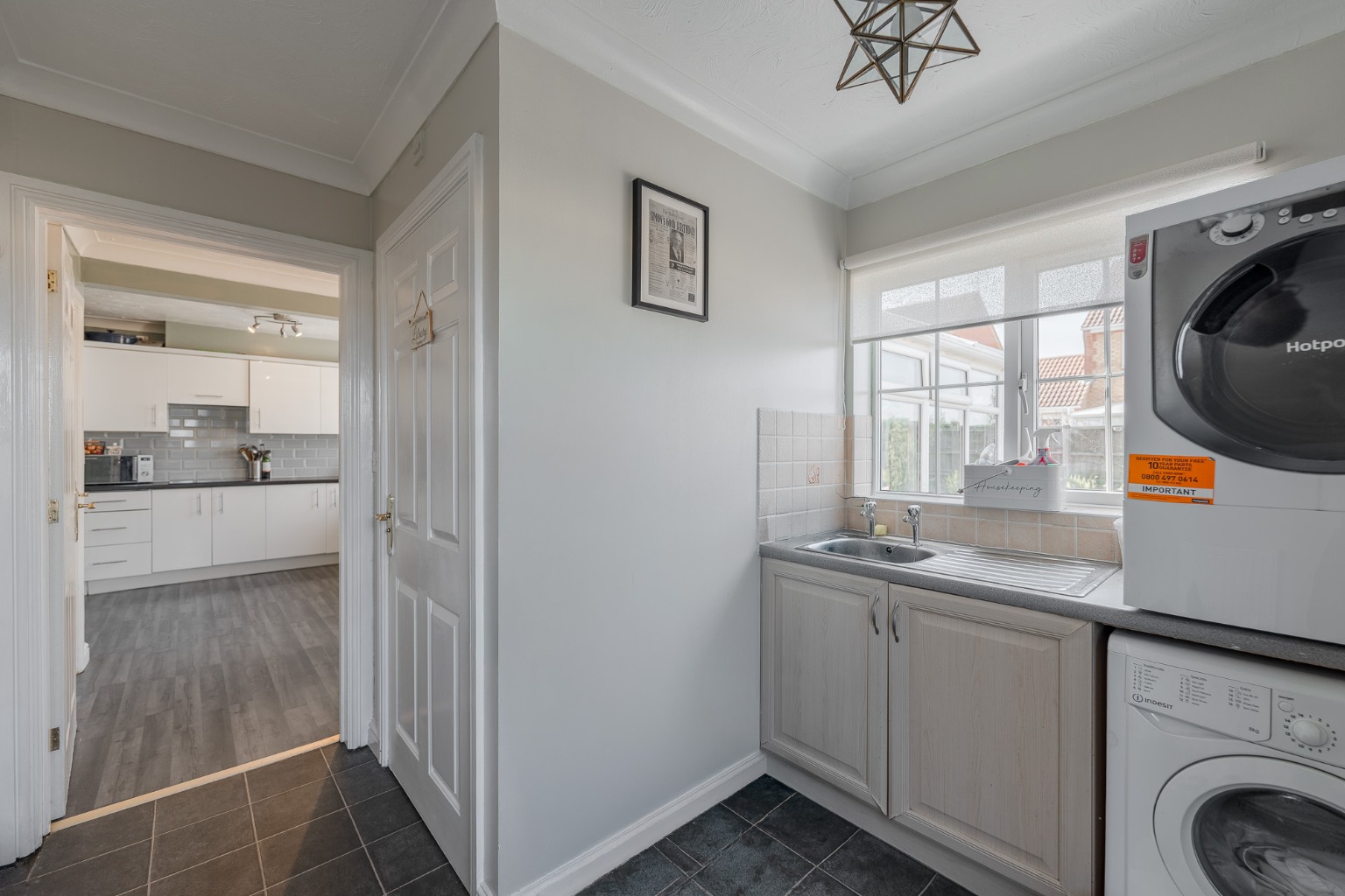 4 bed detached house for sale in Drovers Close, Huntingdon 5