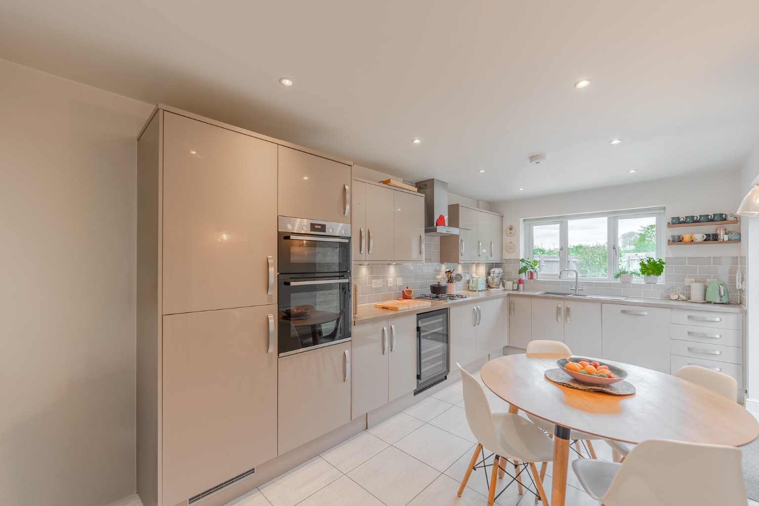 3 bed detached house for sale in Field Close, Cambridgeshire 2