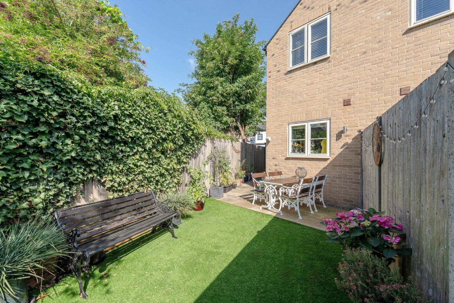 3 bed semi-detached house for sale in Ouse Walk, Huntingdon 15