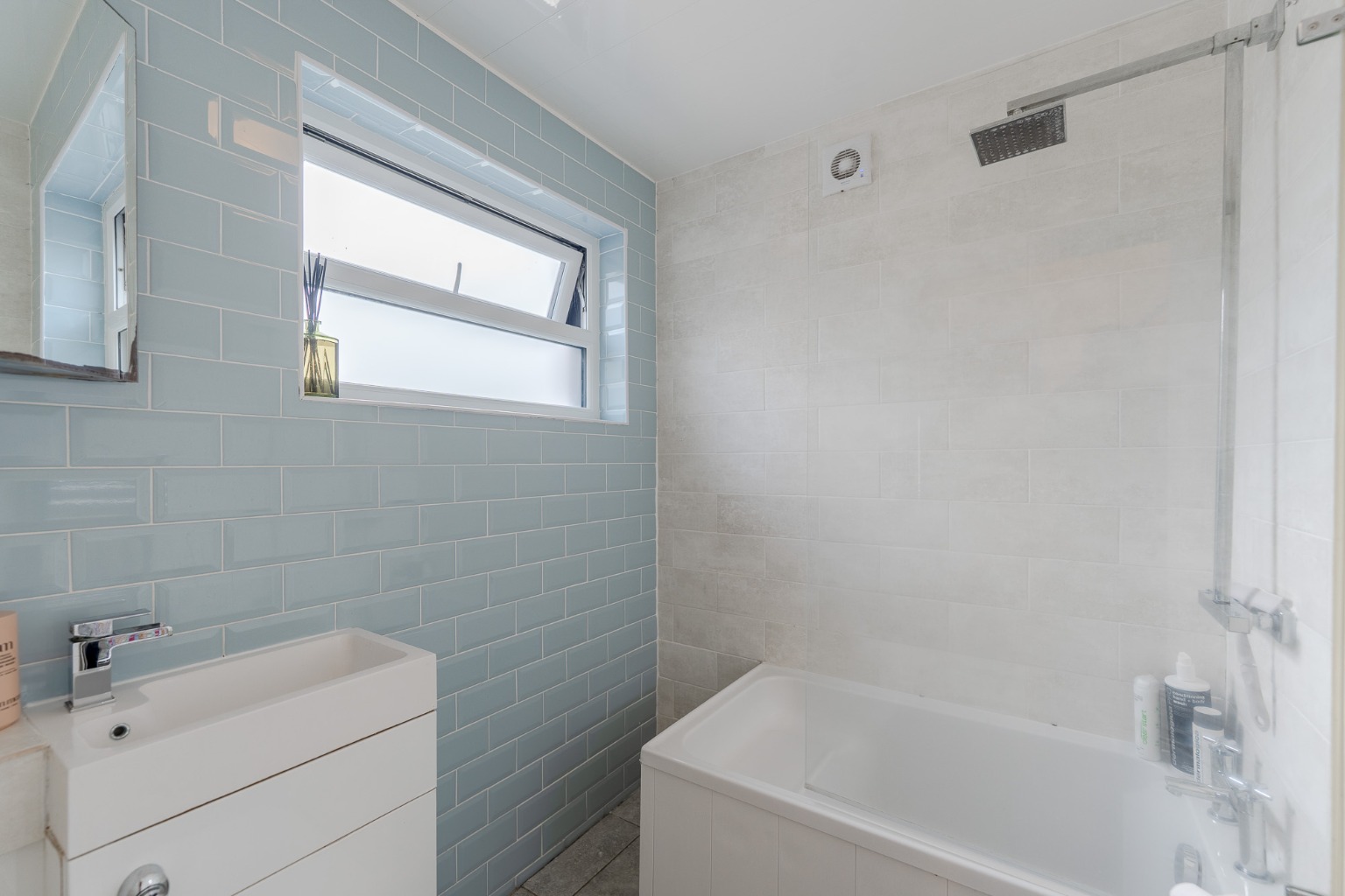 4 bed semi-detached house for sale in Great Farthing Close, St. Ives  - Property Image 10