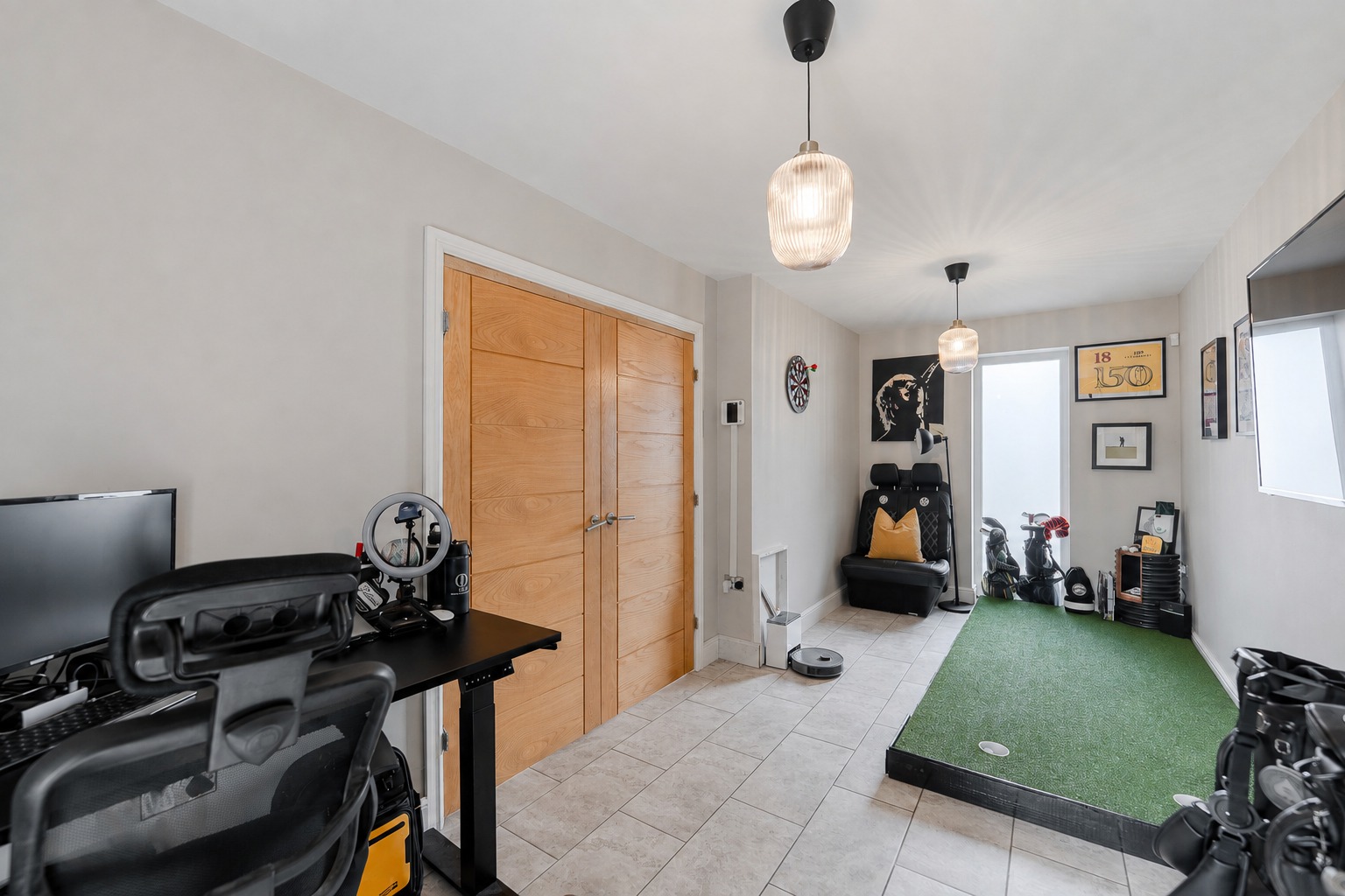 4 bed semi-detached house for sale in Great Farthing Close, St. Ives  - Property Image 8